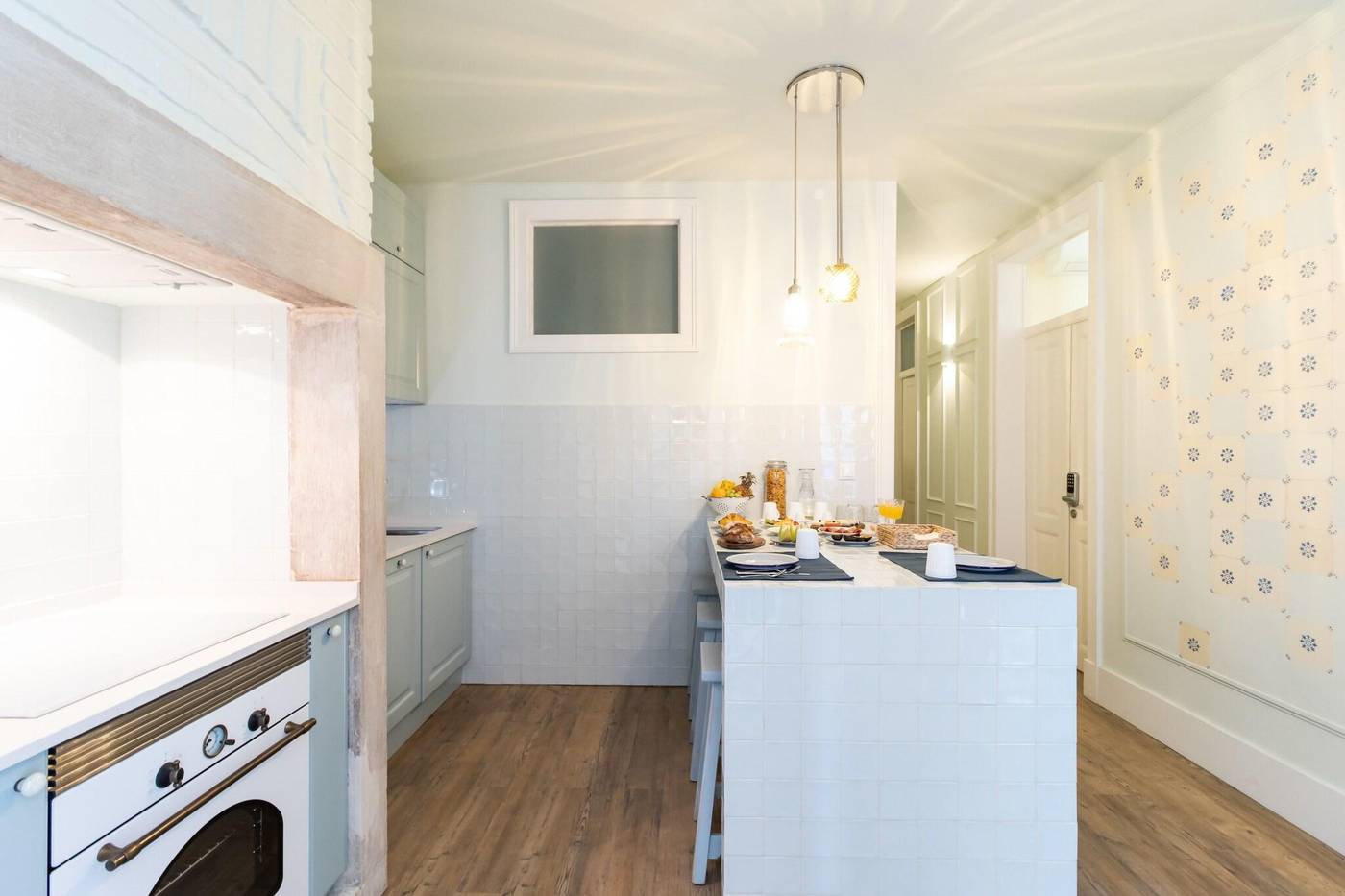 1898-Home---Suites-Restaurant-36