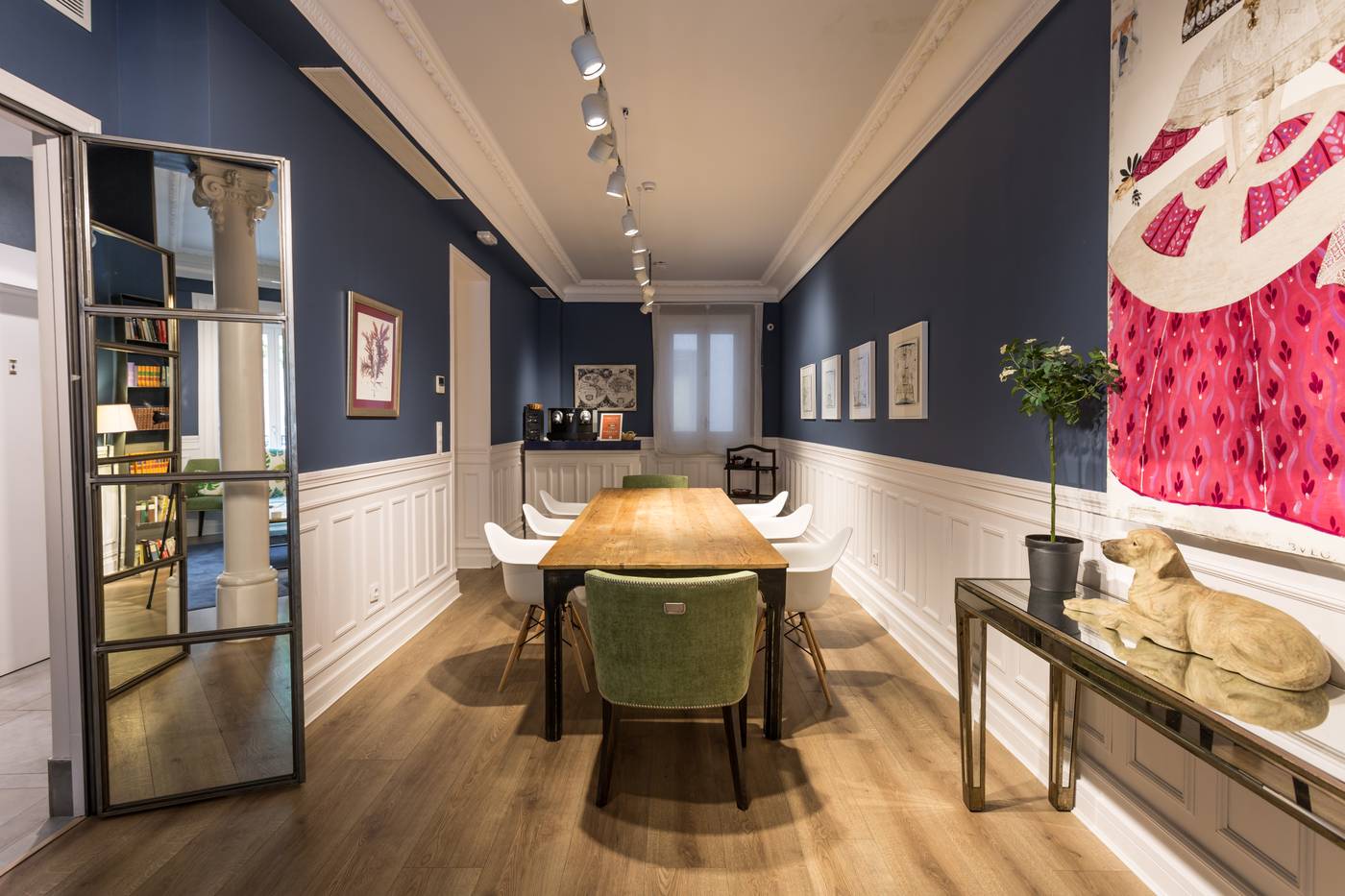 Petit-Palace-Lealtad-Plaza-General-view-12