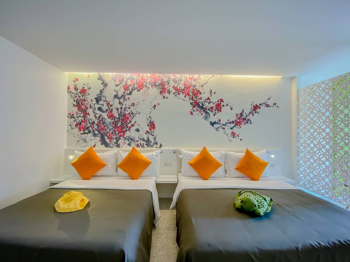 Sino-House-Phuket-Hotel-Room-32