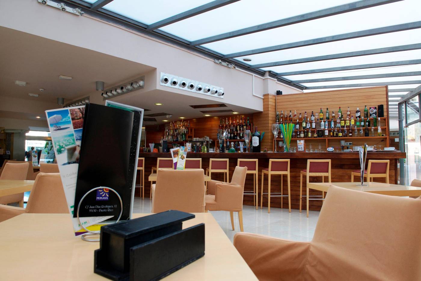 Morasol-Suites-Bar-38