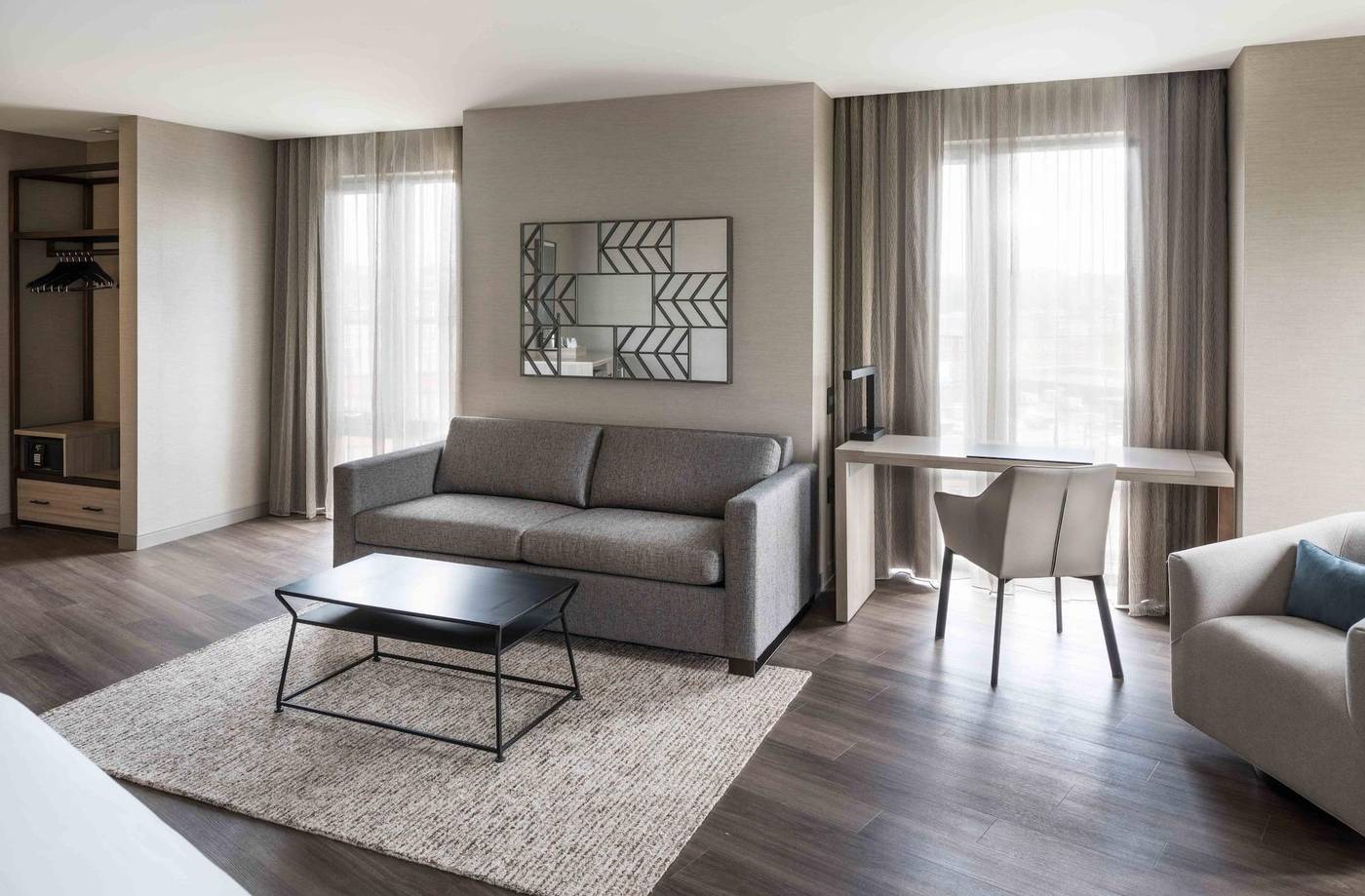 Ac-Hotel-By-Marriott-Boston-Cleveland-Circle-Room-22