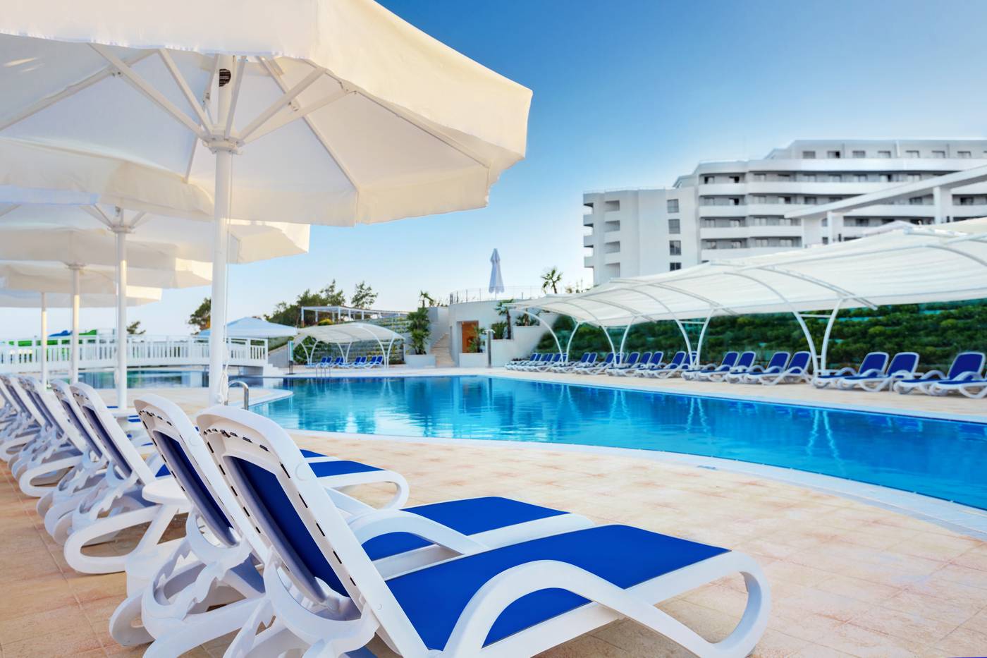 La-Blanche-Island-Pool-13