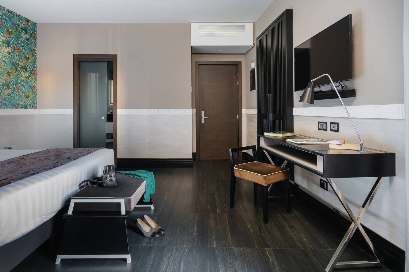 Unica-Suites-Roma-Room-5
