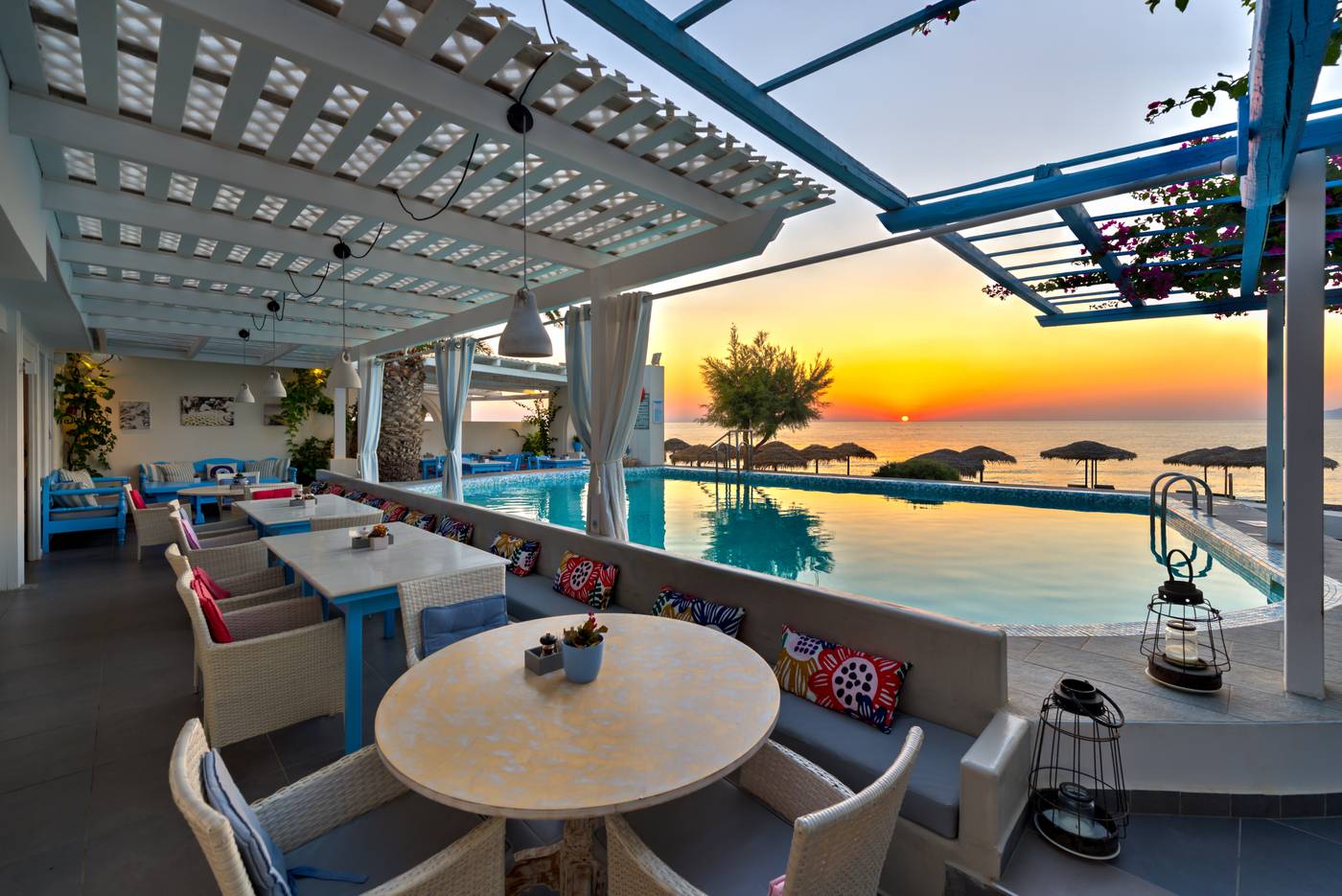 Sigalas-Restaurant-7