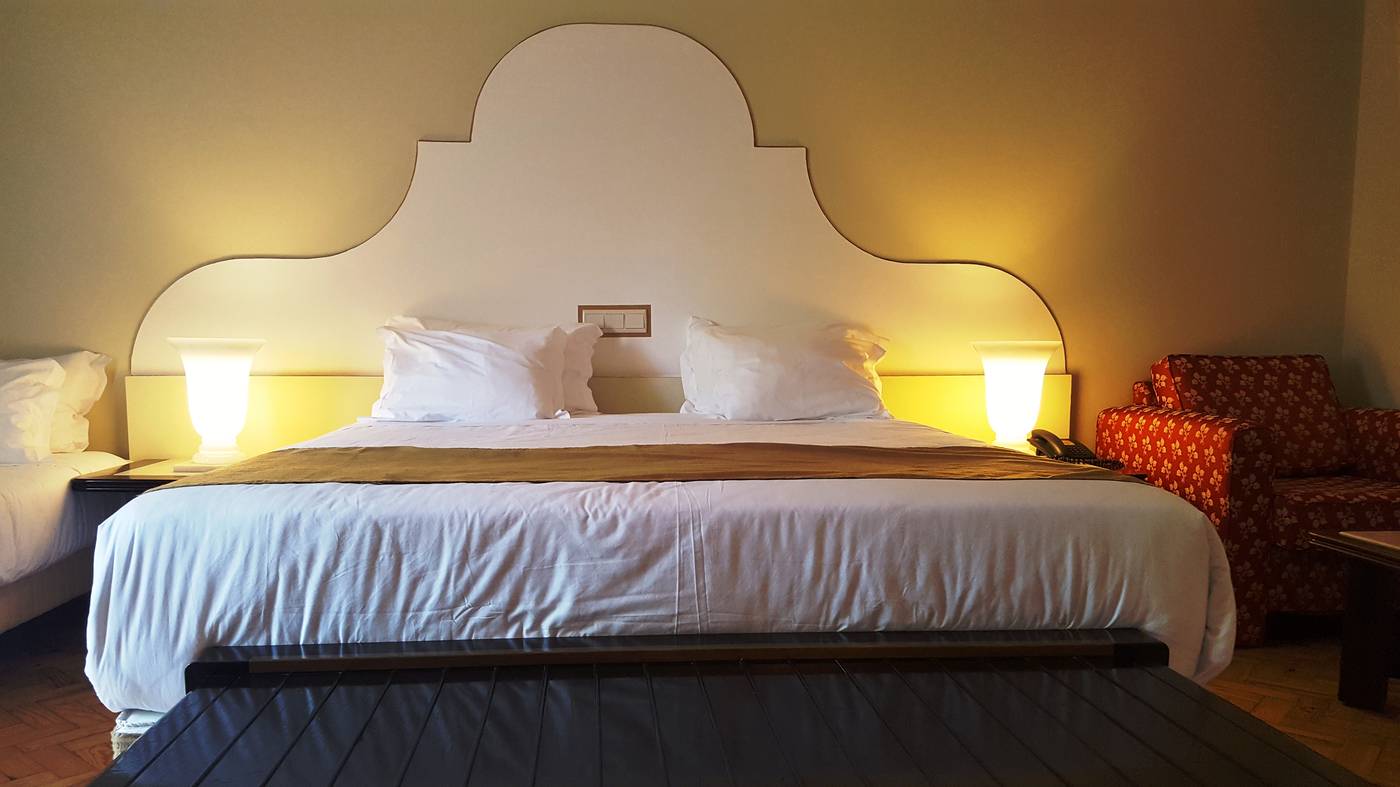 Hotel-De-Moura-Room-23