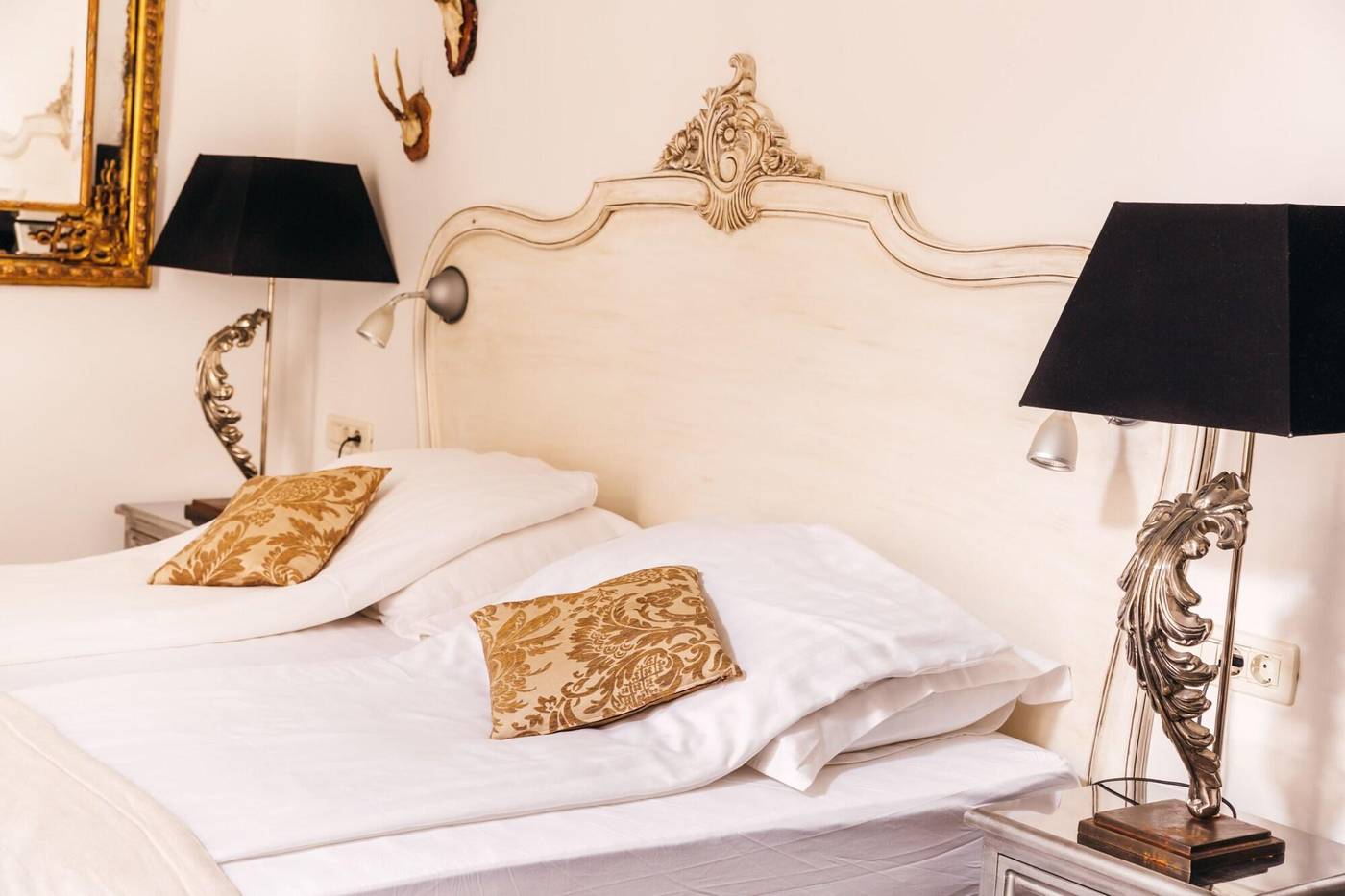 Prijeko-Palace-Room-17