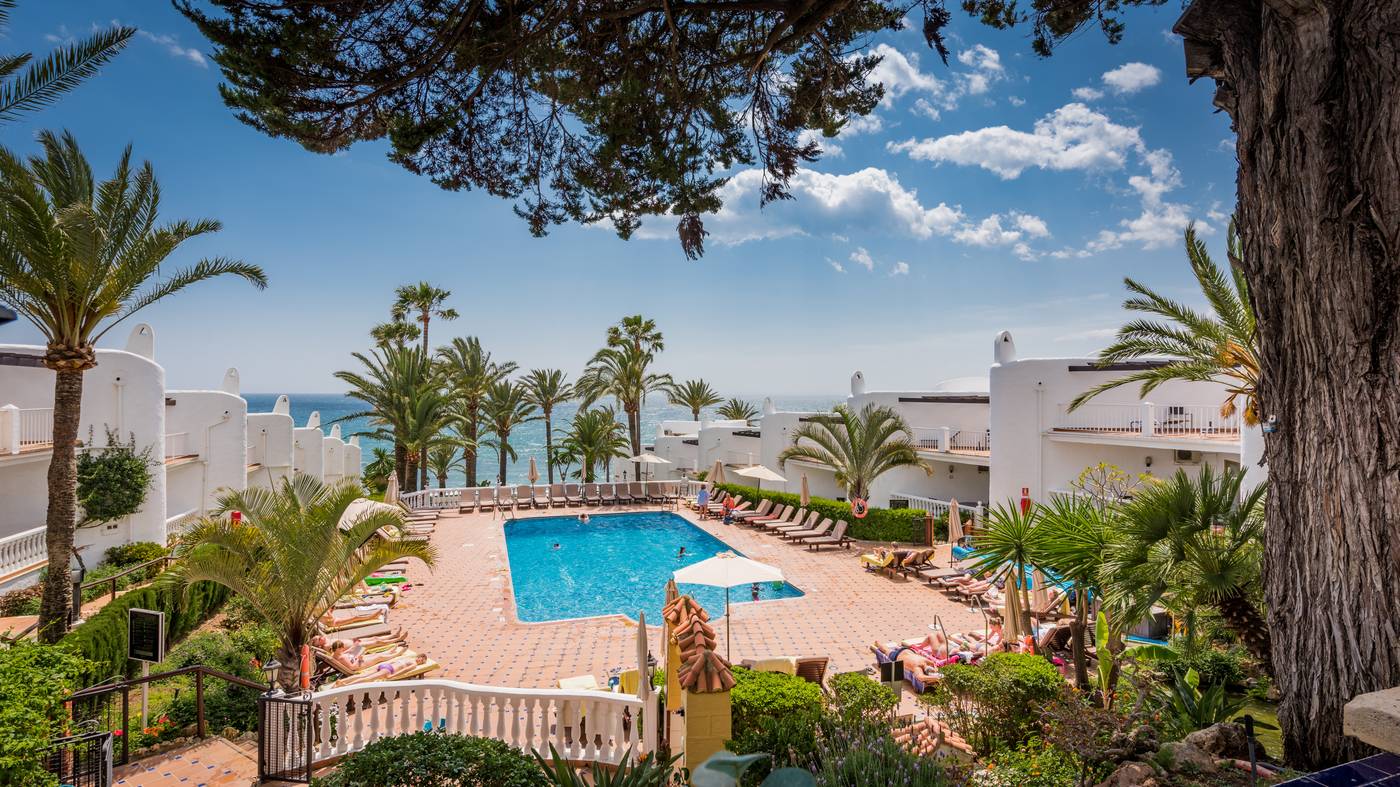 Macdonald-Leila-Playa-Club-Pool-2