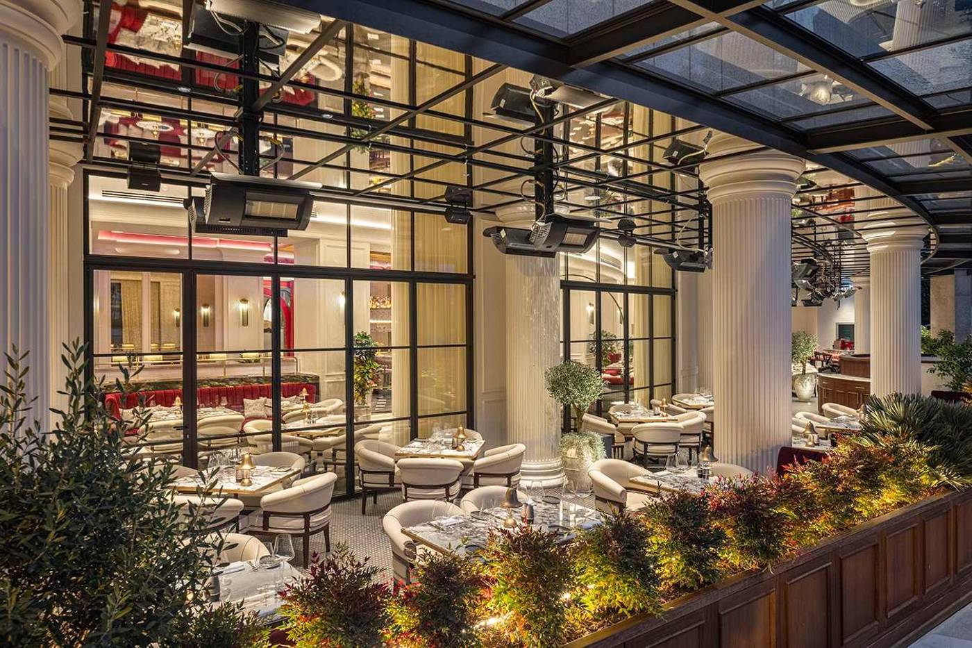 Conrad-Istanbul-Bosphorus-Restaurant-7