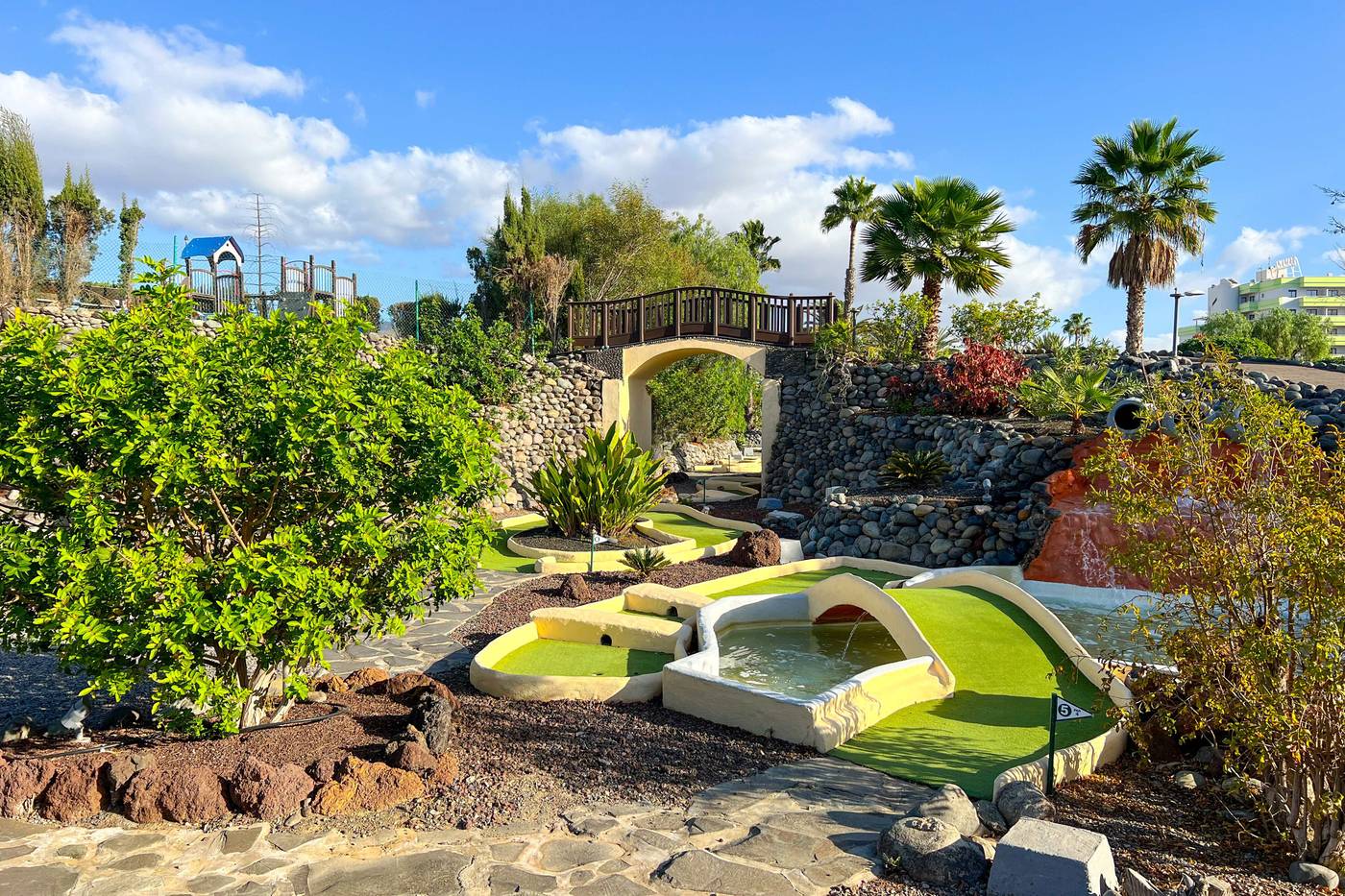 Cordial-Biarritz-Sports-and-Entertainment-16