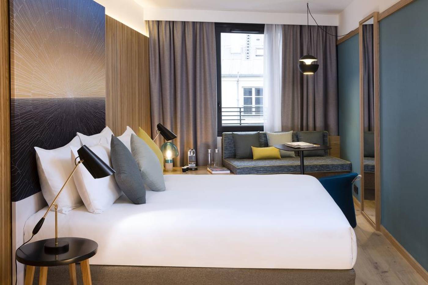 Drawing-Hotel-Room-1