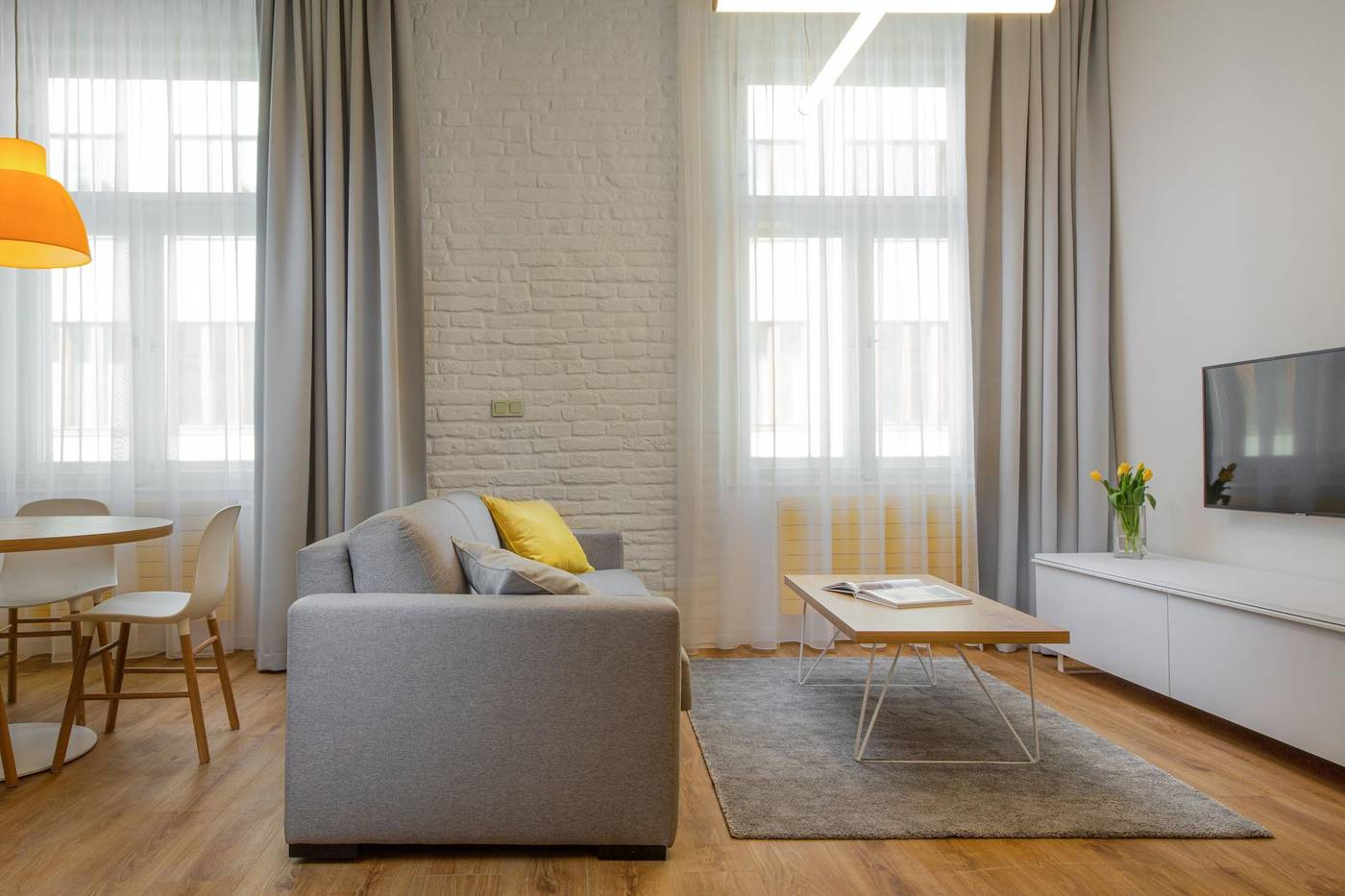 OREA-Place-Seno-Room-18