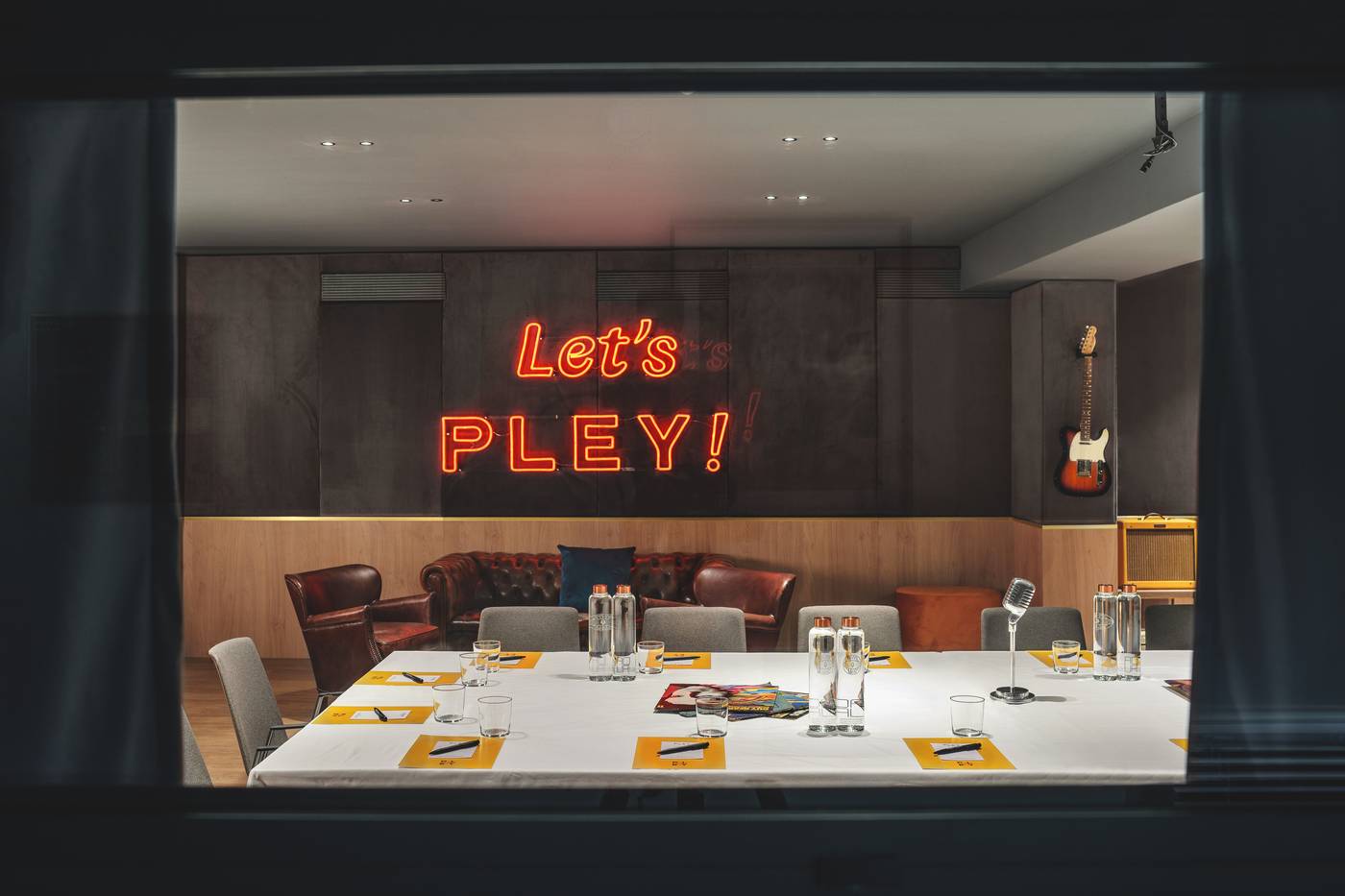 Pley-Hotel-Conferences-18