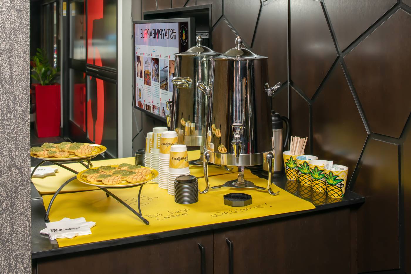 Staypineapple, Hotel FIVE, Downtown Seattle-United States-SEATTLE-Lobby-7