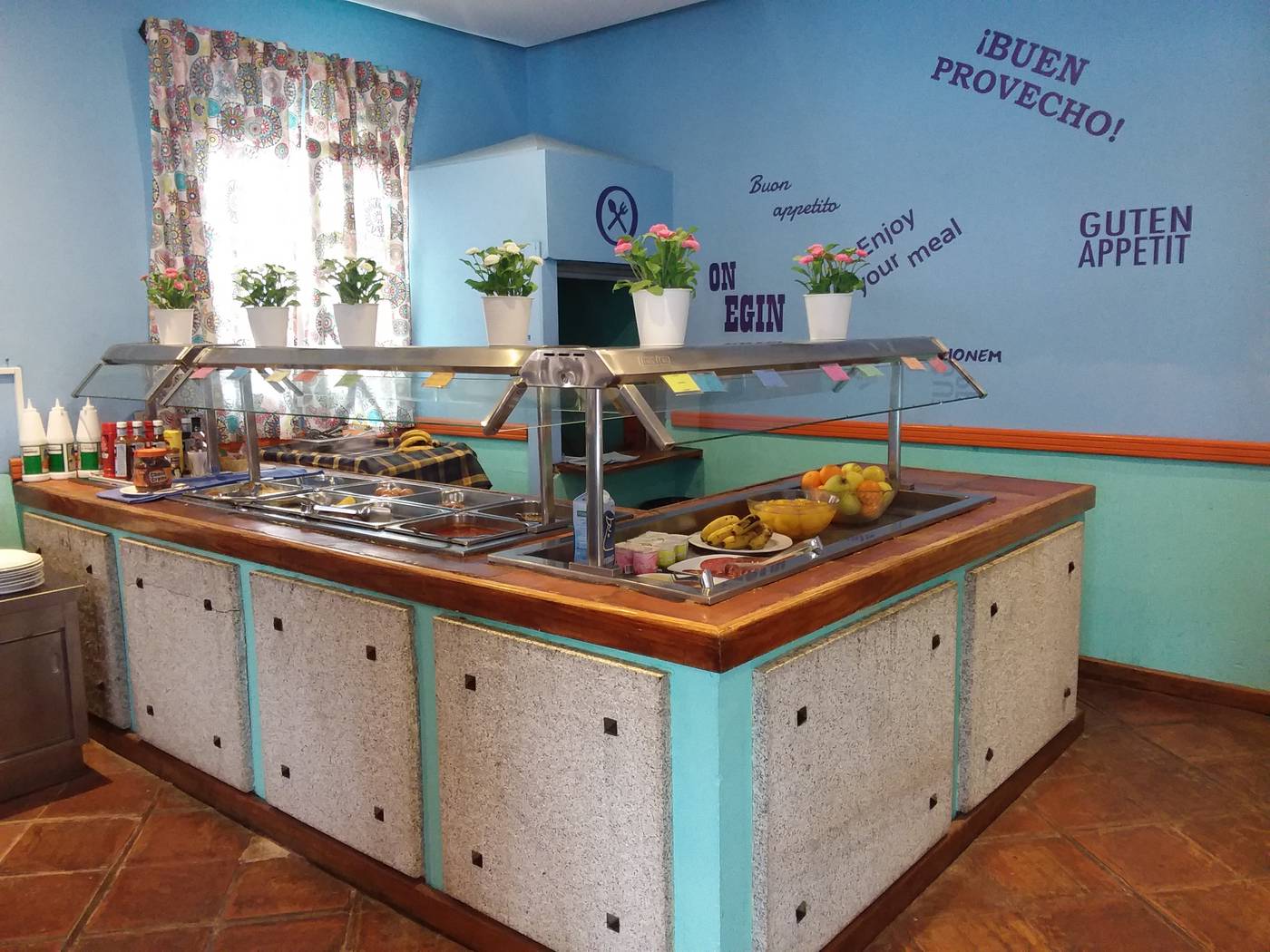 Atlantis-Las-Lomas-Restaurant-22