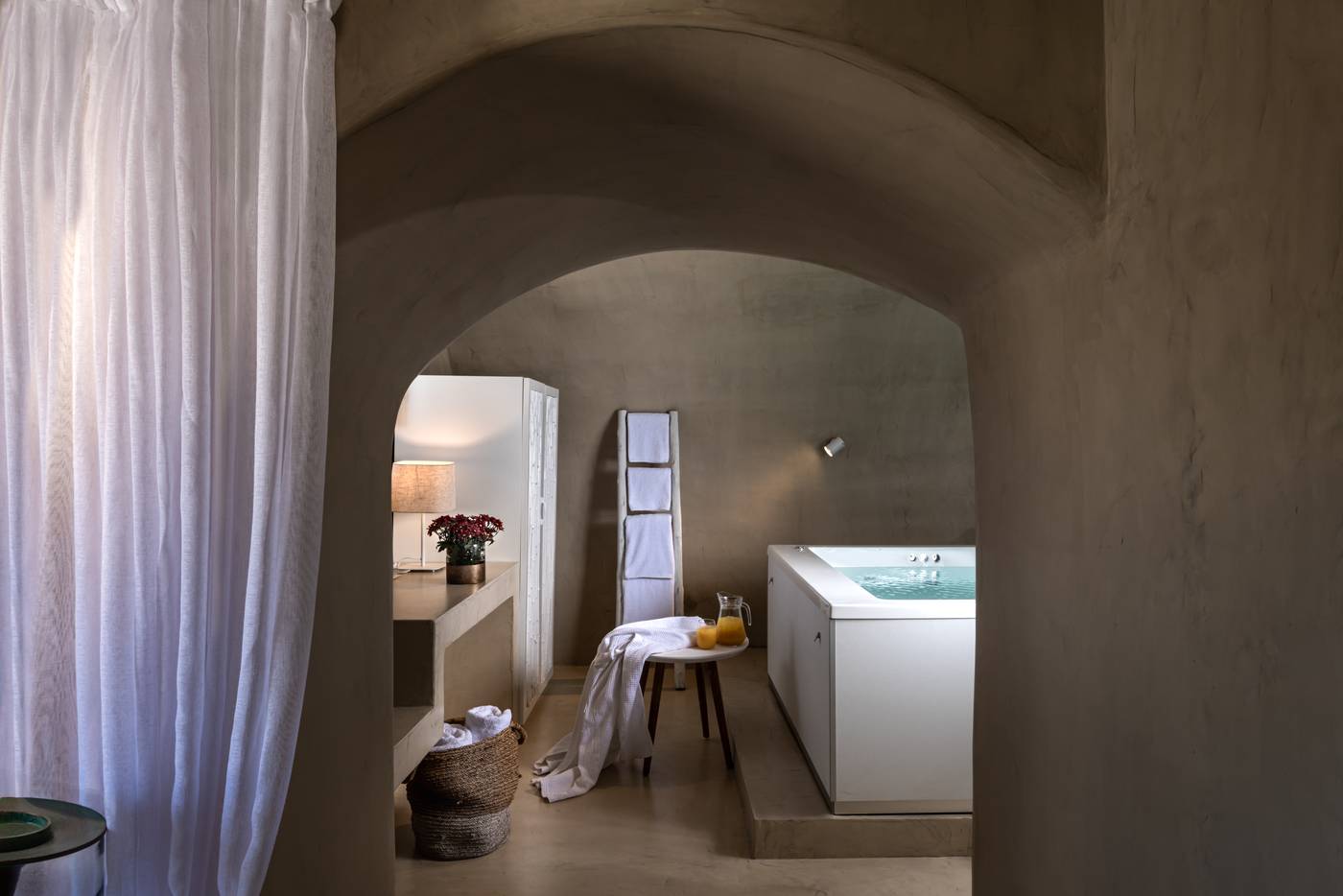 Mythical-Blue-Luxury-Suites-Room-22