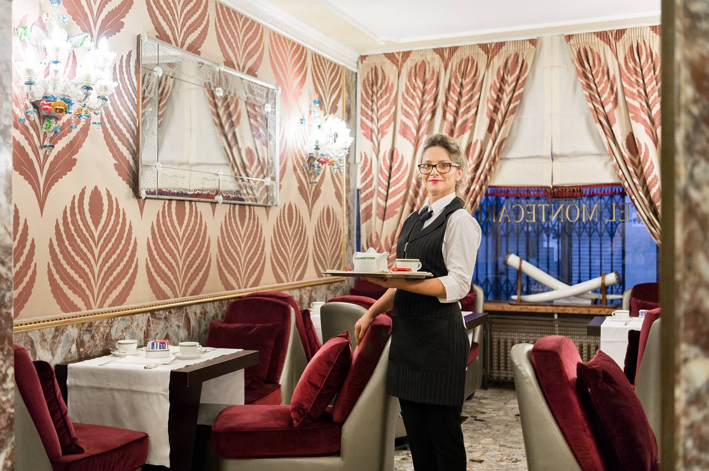 Hotel-Montecarlo-Lobby-64