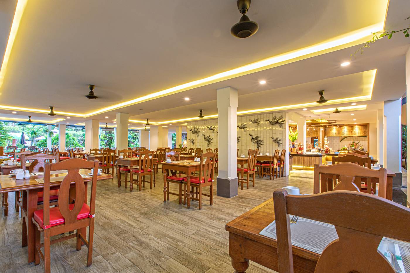 Kata-Palm-Resort-And-Spa-Restaurant-44