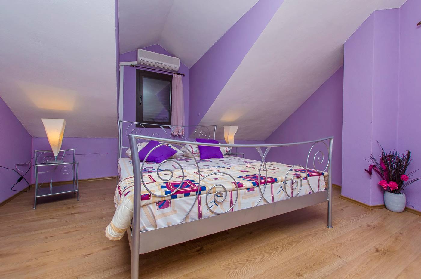 Palace-Derossi-Room-41