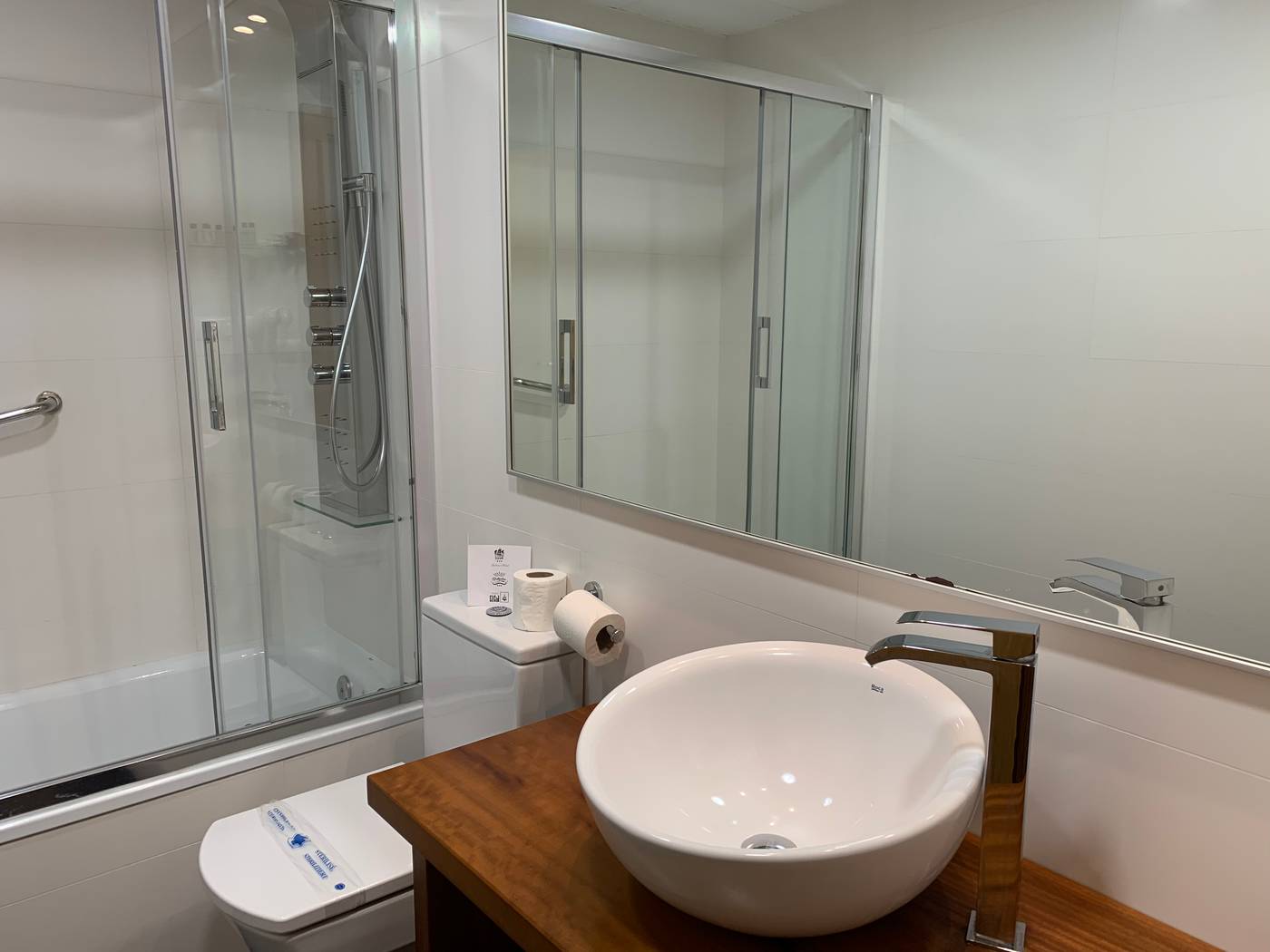 Galeon-Hotel-Room-25