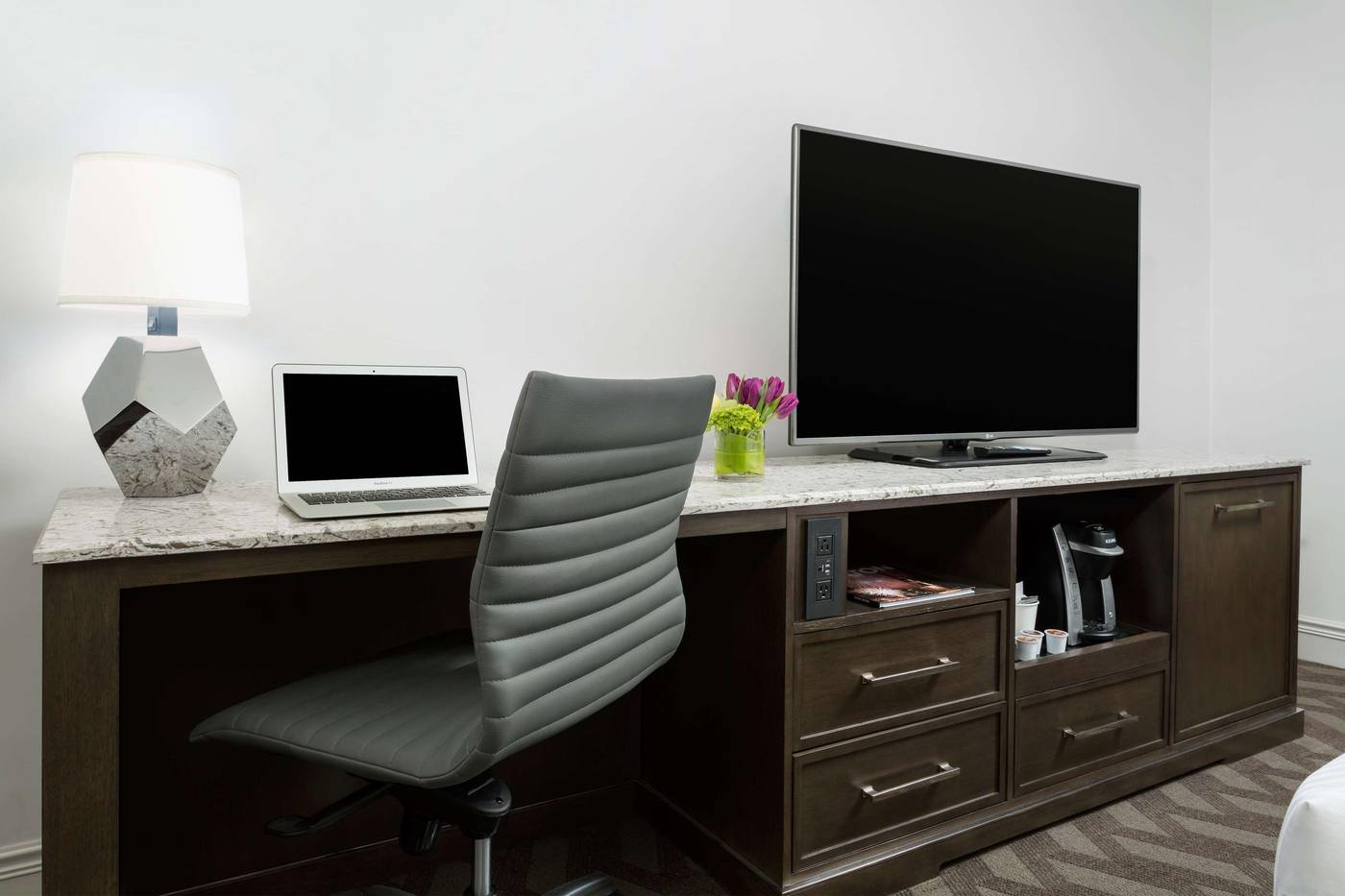 Hilton-Boston-Park-Plaza-Room-53