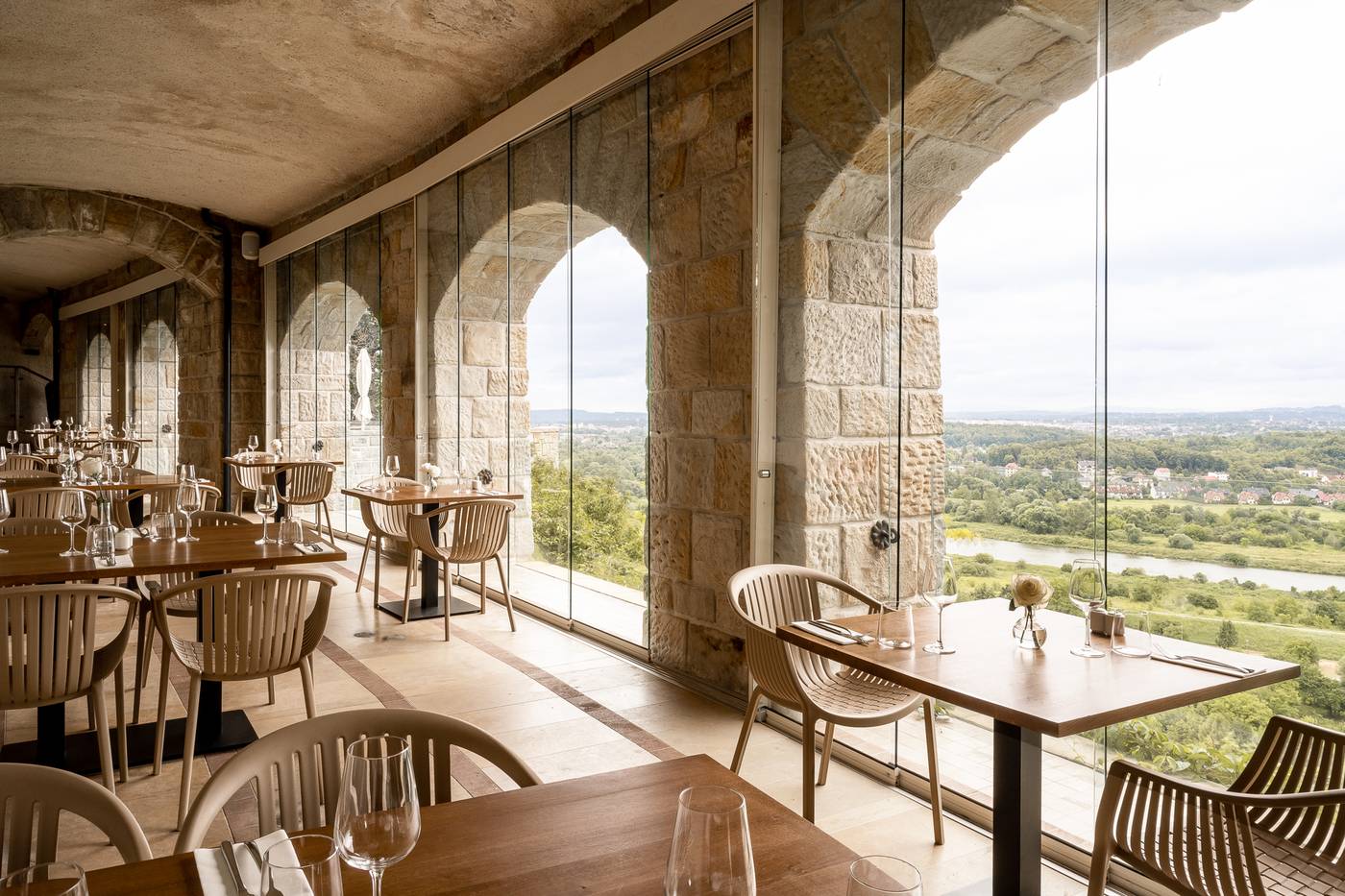 Zinar-Castle-Krakow-Terrace-4