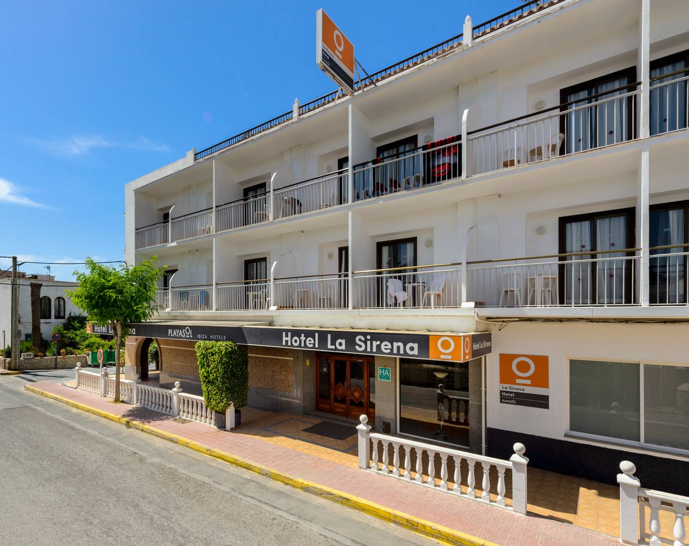 Hotel-Club-La-Sirena-General-view-10