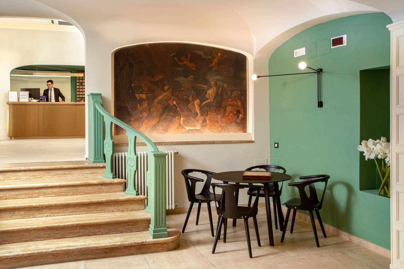 Hotel-Colosseum-Lobby-17