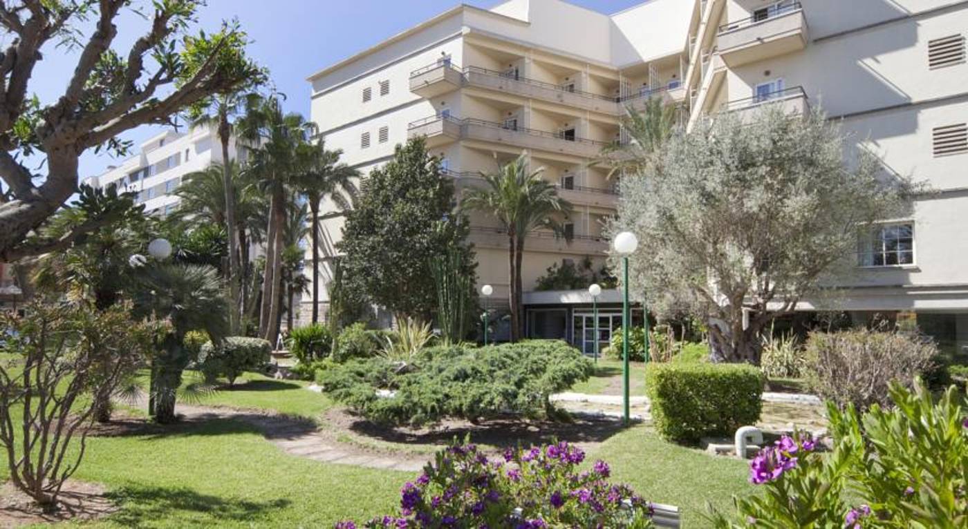 Garonda - Adults Only