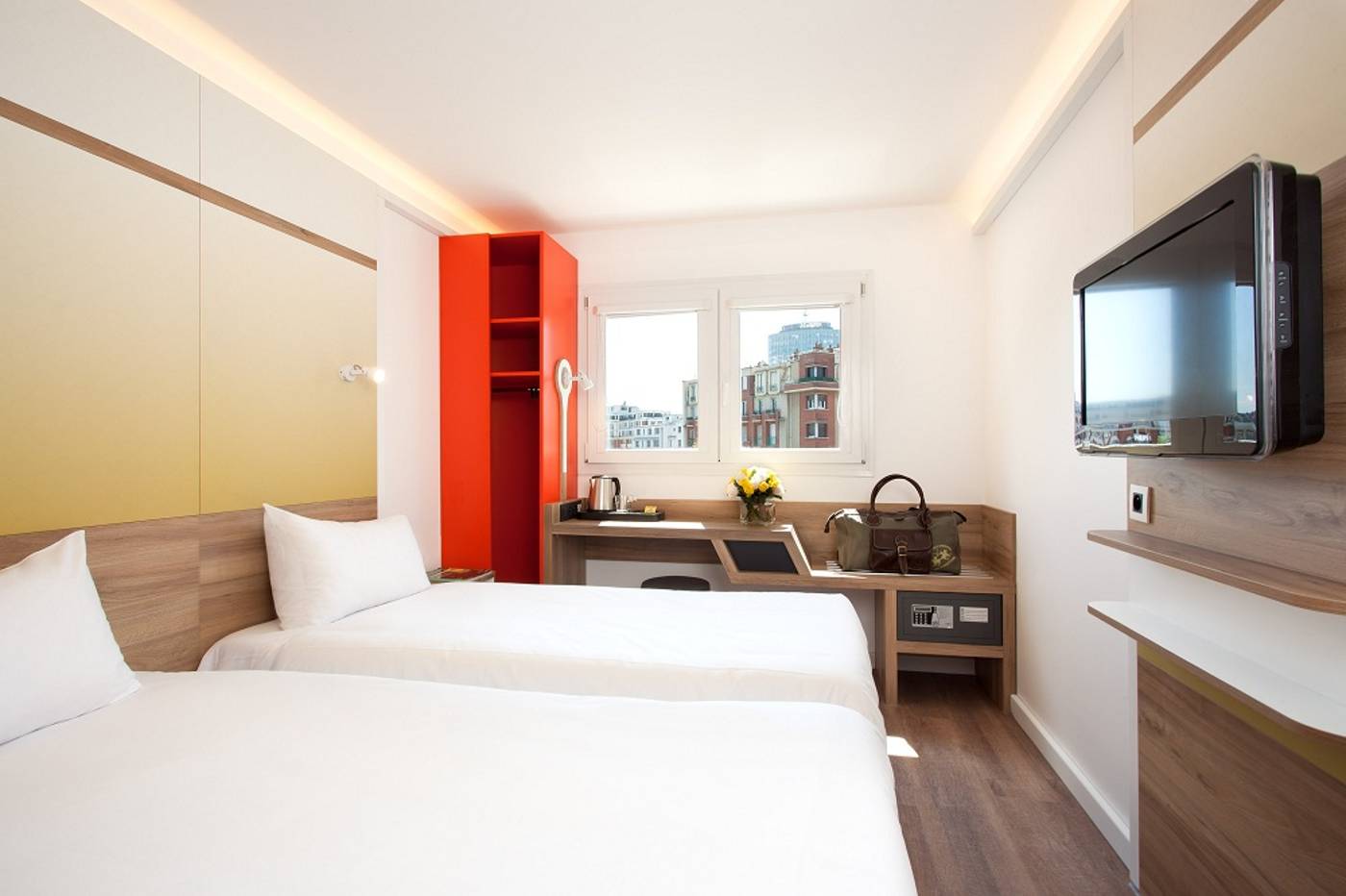 Median-Paris-Porte-de-Versailles-General-view-5