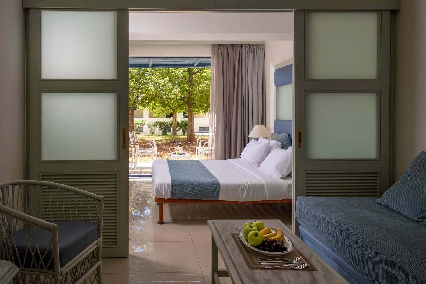 Sunshine-Crete-Beach-Room-30