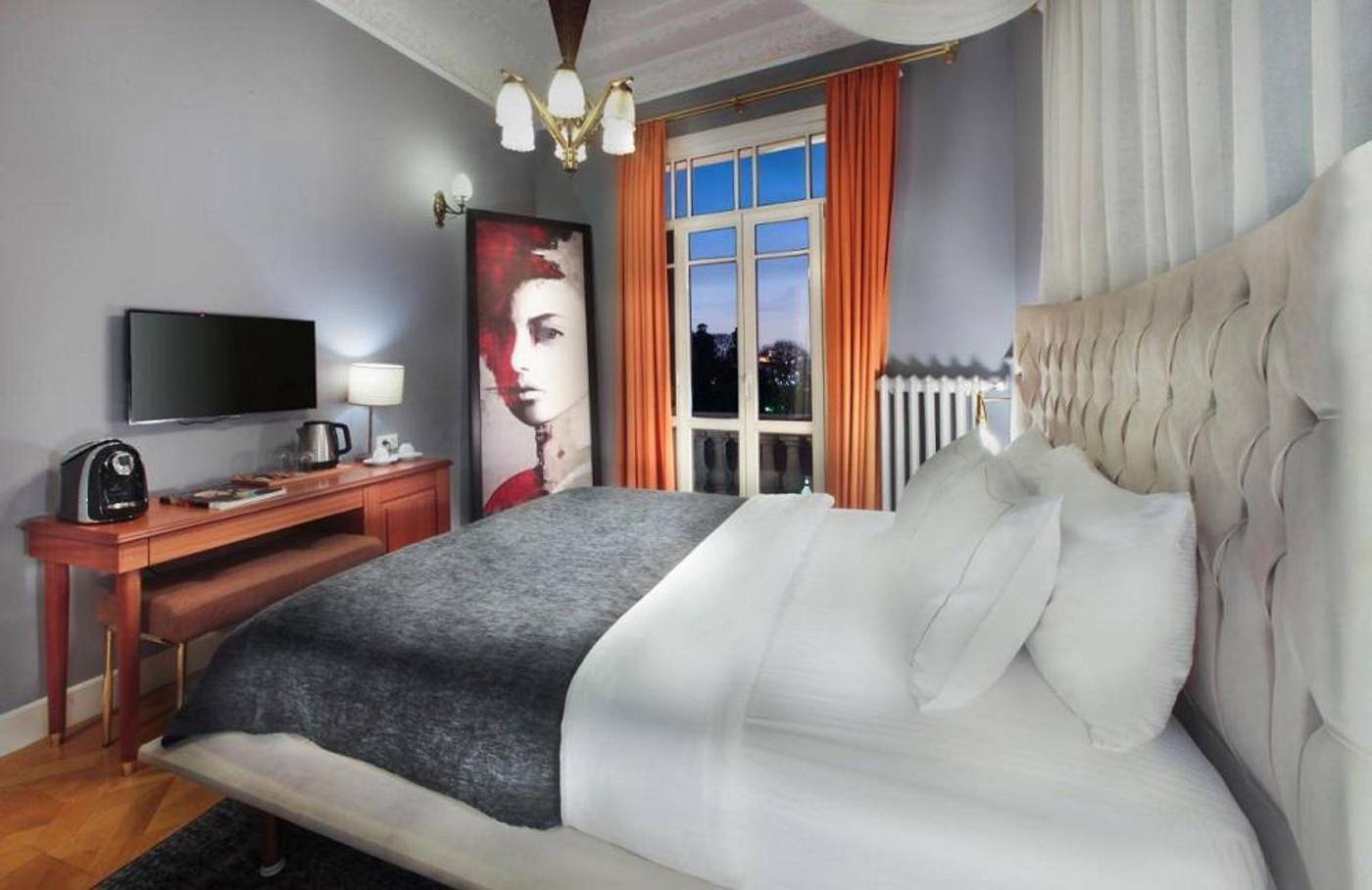 Lina-Hotel-Taksim-Pera-Room-17
