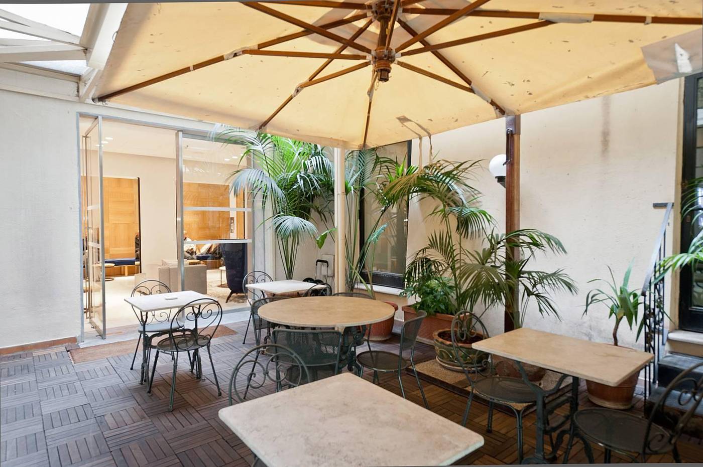 Hotel-White-General-view-11