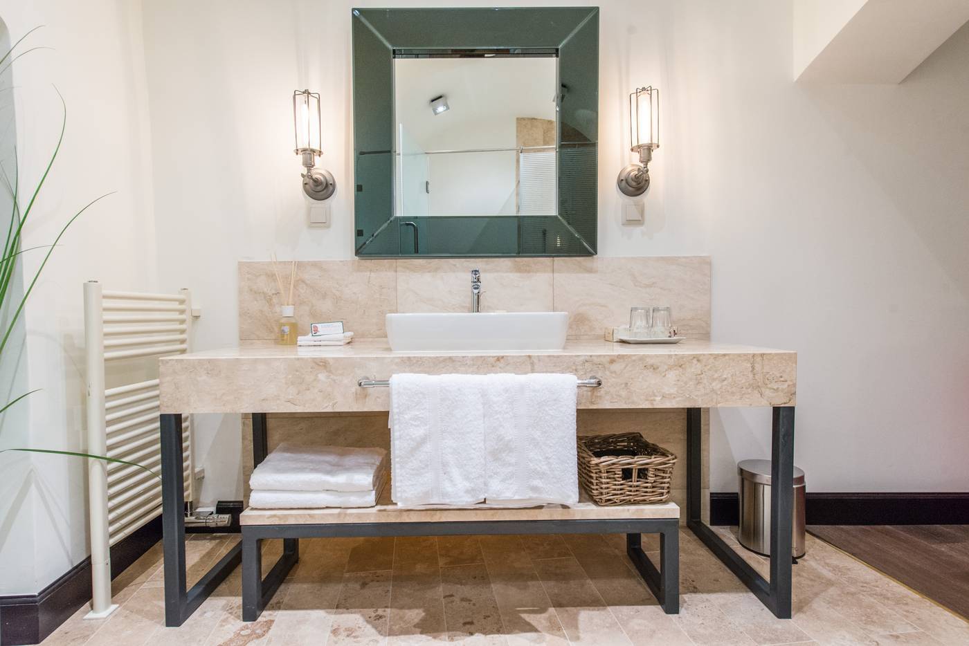 Pest-Buda-Hotel---Design---Boutique-Room-39