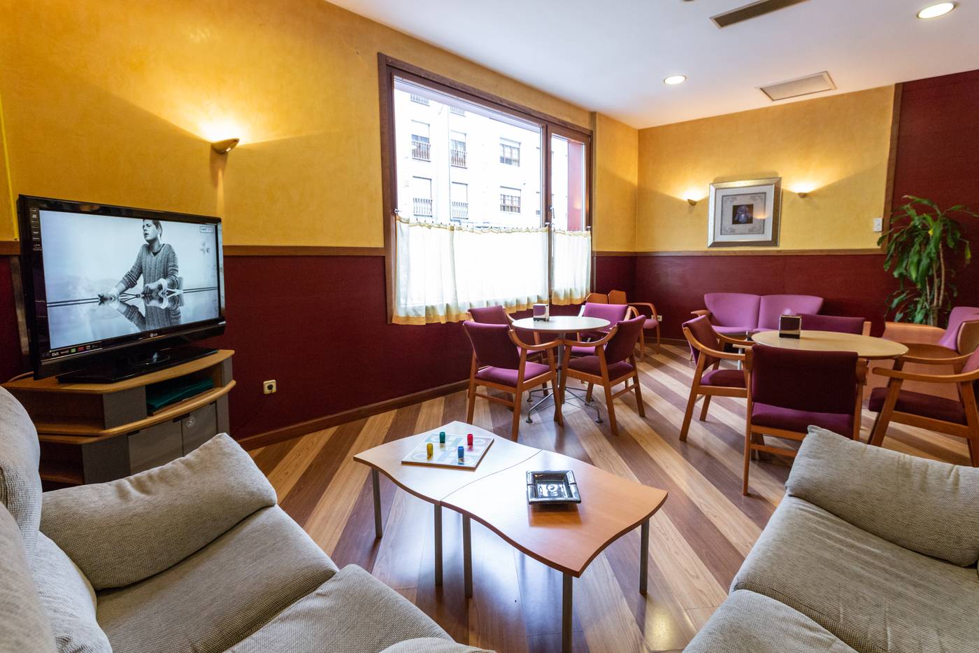 Ciudad de Cangas de Onis-Spain-CANGAS DE ONIS-Bar-10