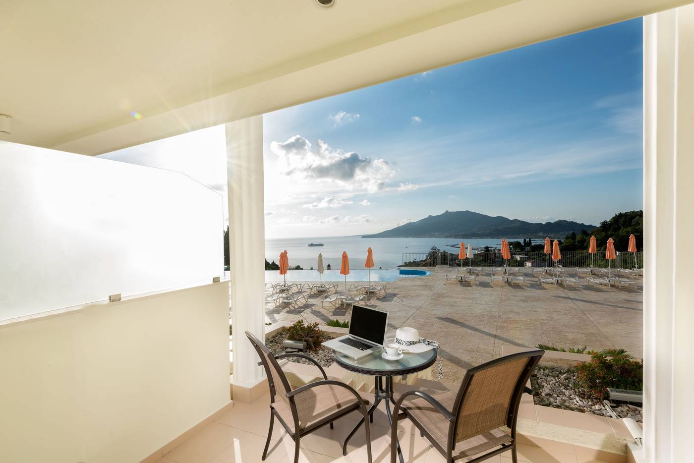 Avalon-Hotel-Room-45