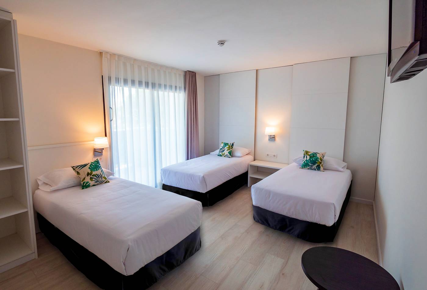 Golden-Port-Salou-and-Spa-Room-30