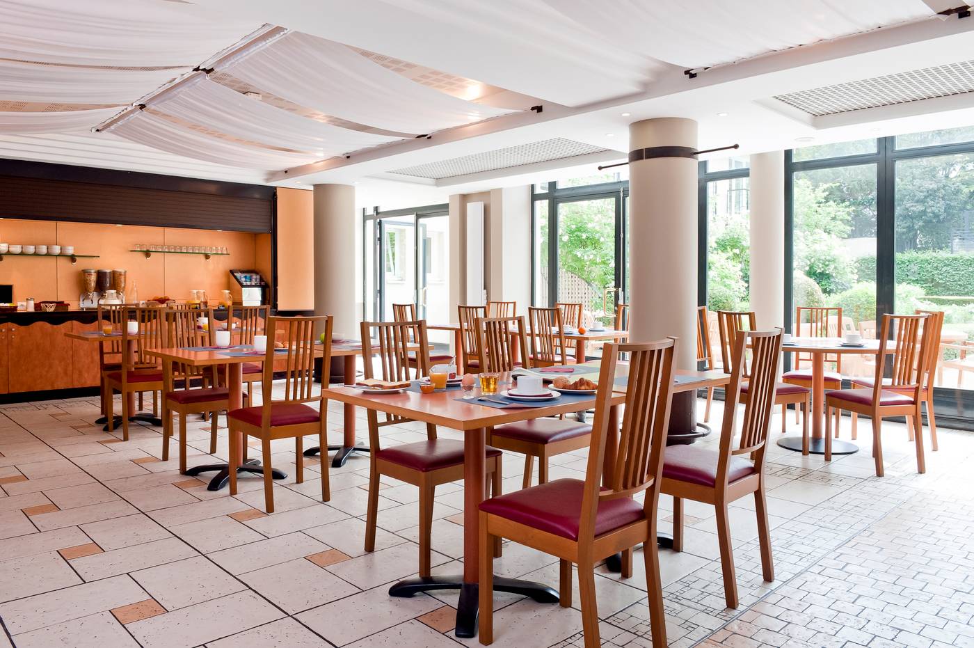 Aparthotel-Adagio-Porte-de-Versailles-Restaurant-44