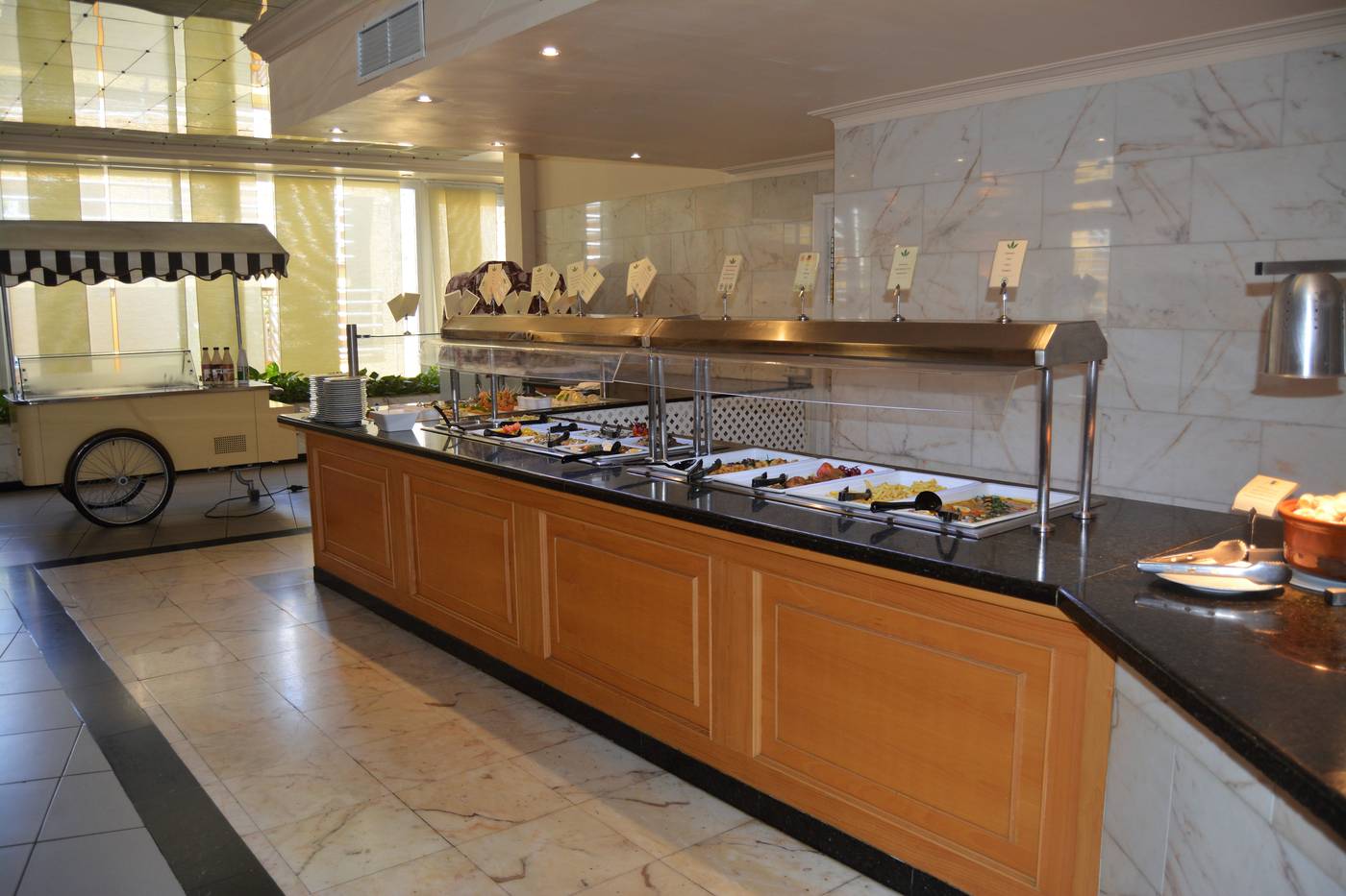 Hotel-Spa-La-Quinta-Park-Suites-Bar-23