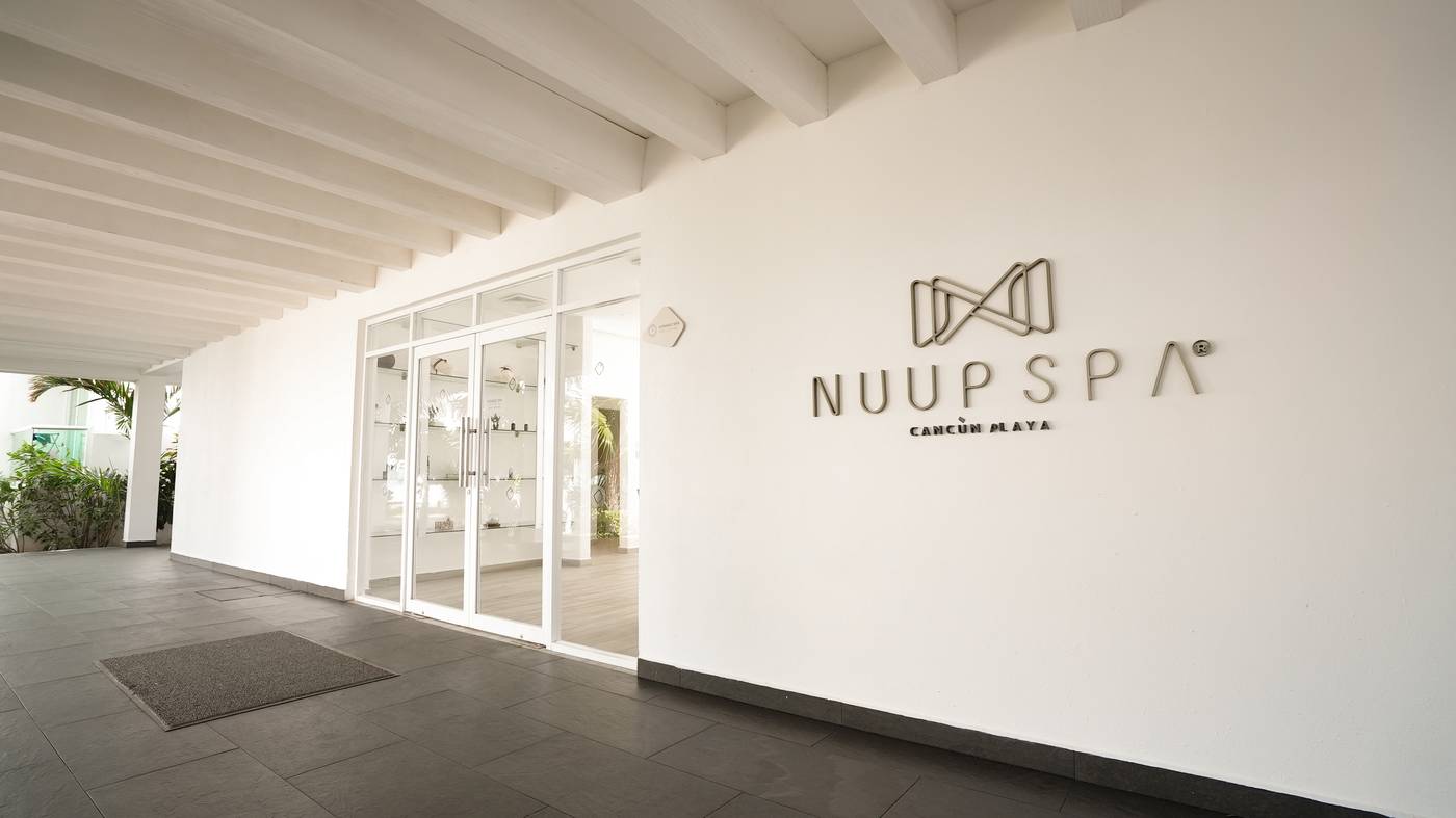 Oleo-Cancun-Playa-Sports-and-Entertainment-49