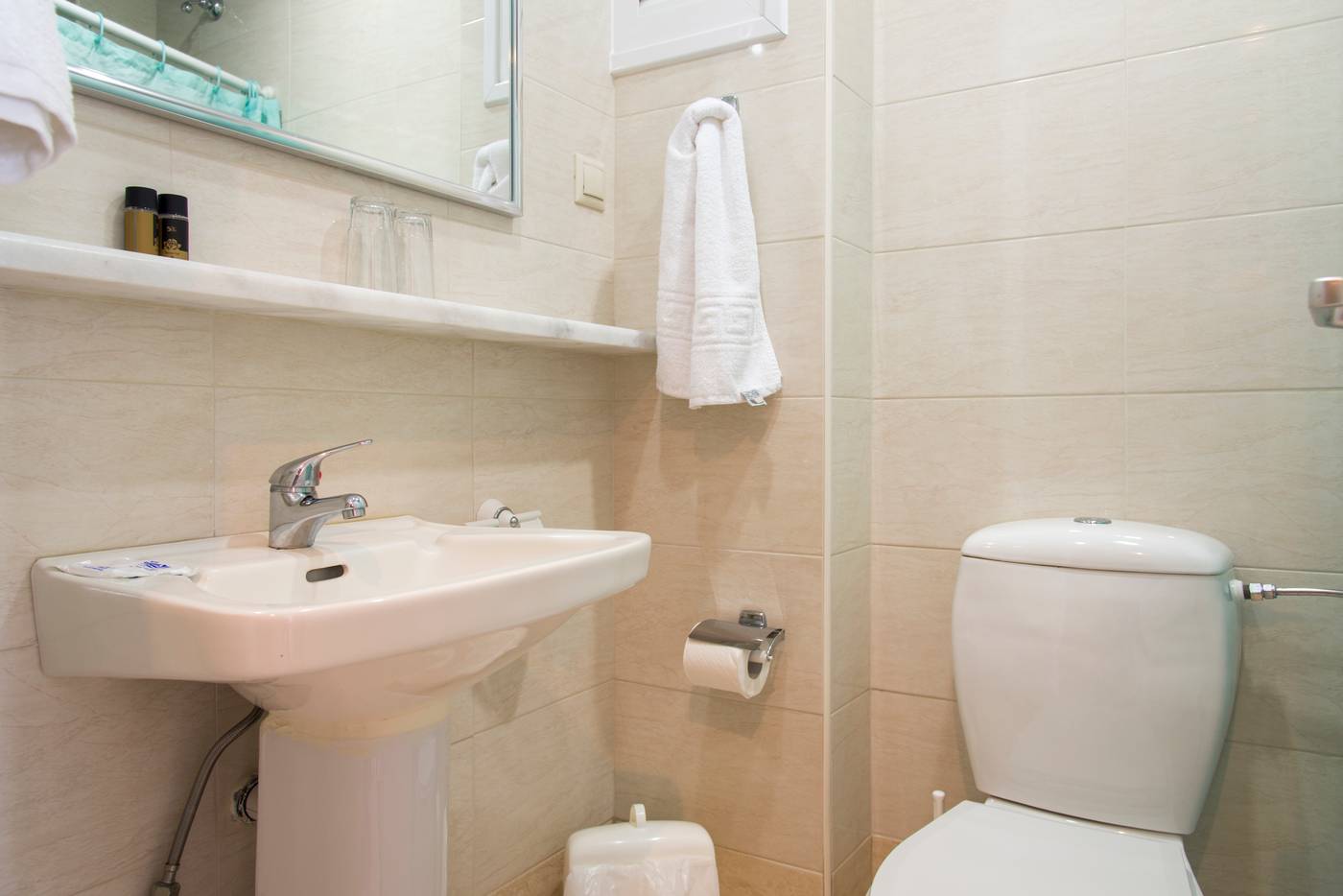 Tropical-Sol-Room-31