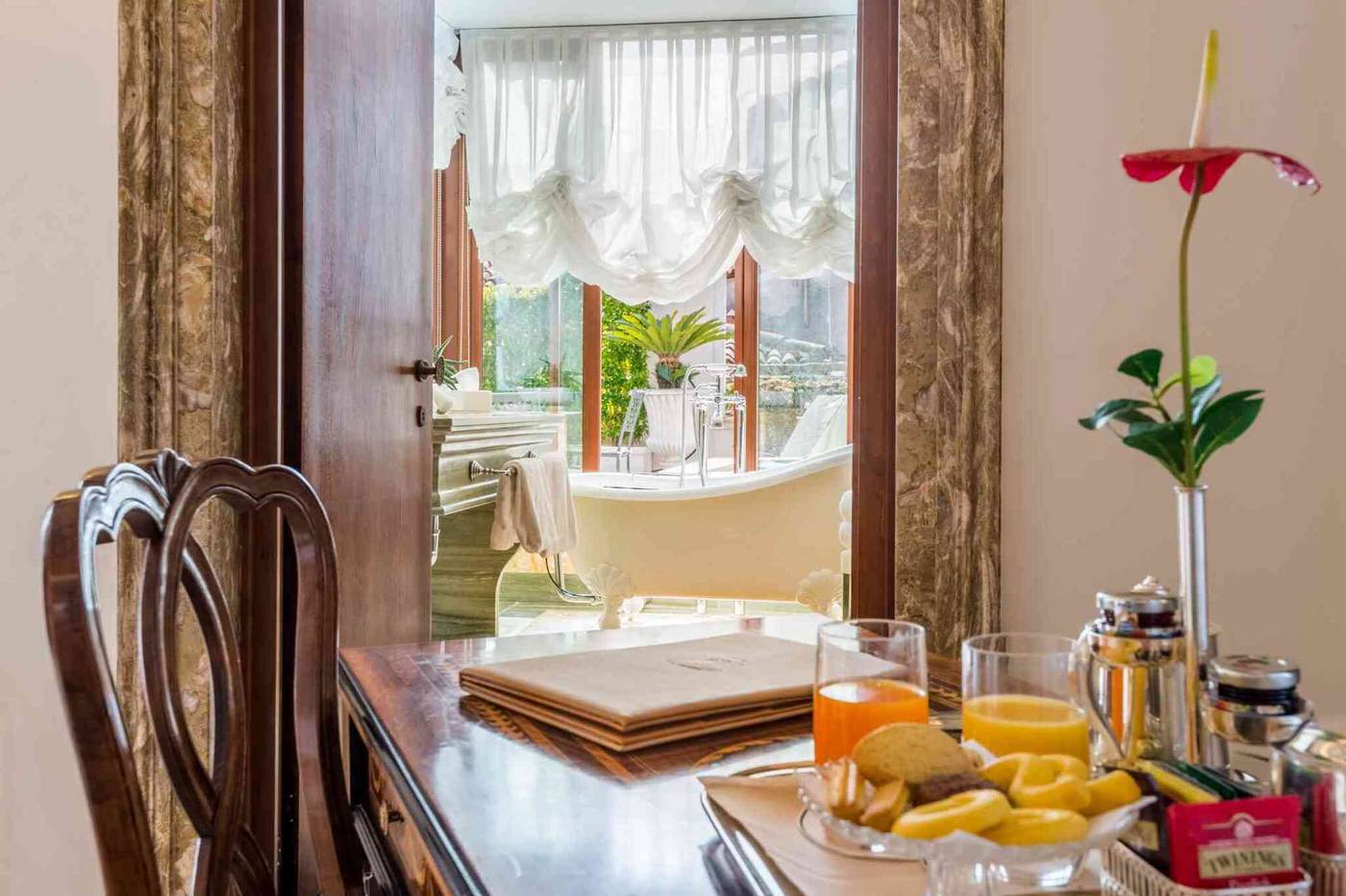 Ai-Cavalieri-Room-52