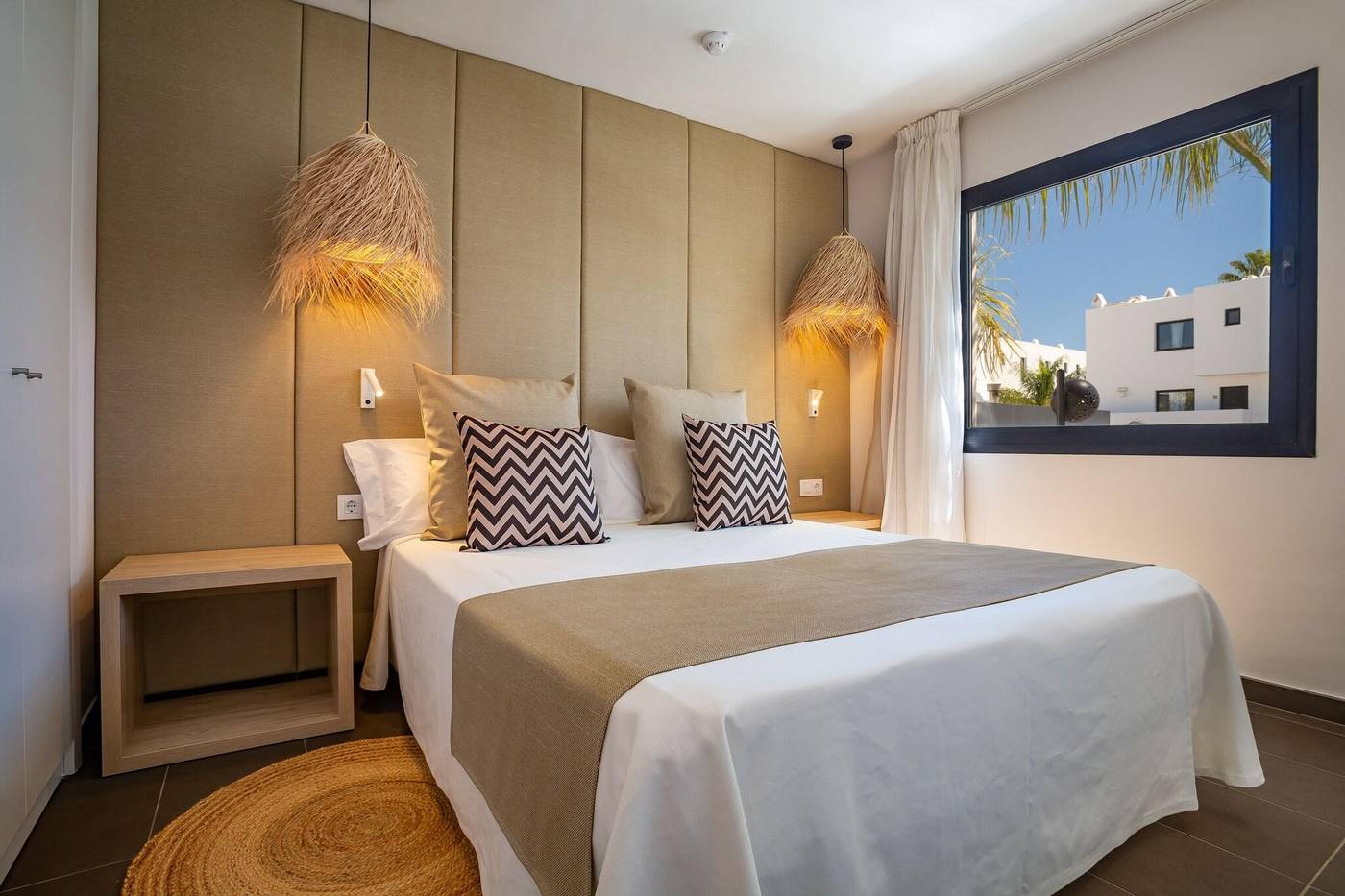 Migjorn-Ibiza-Suites-and-Spa--Room-32