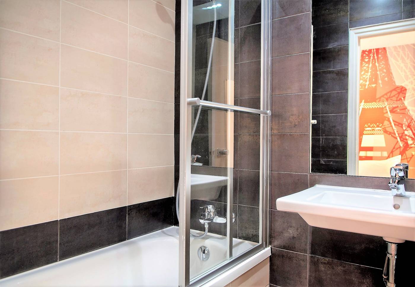 Hotel-Alpha-Paris-Eiffel-by-Patrick-Hayat-Room-49