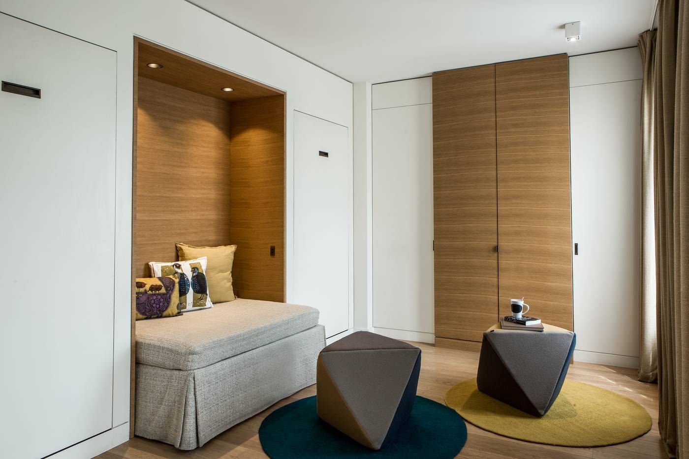 Marignan-Champs-Elysees-Room-36