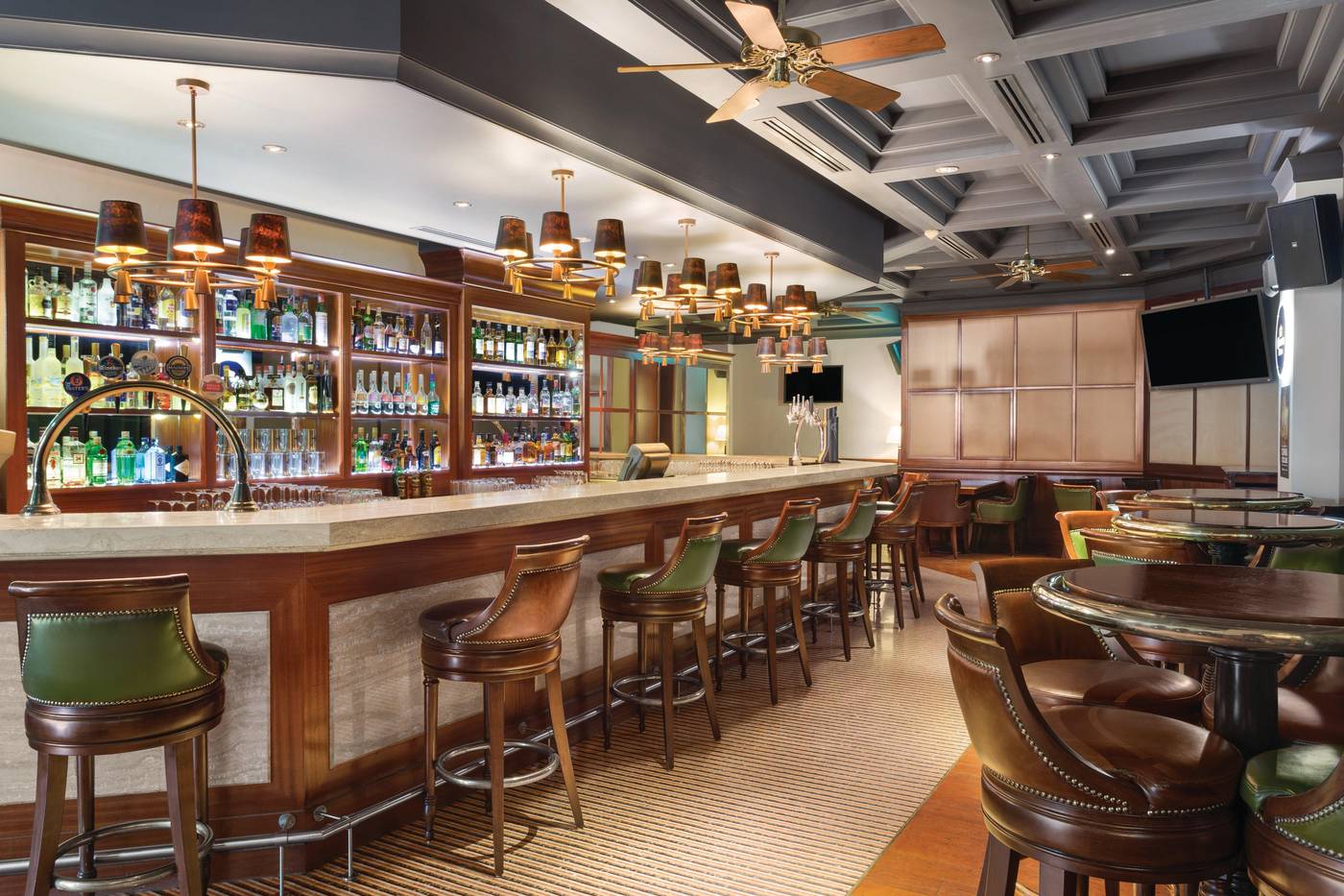Crowne-Plaza-Jumeirah-Dubai-Restaurant-43