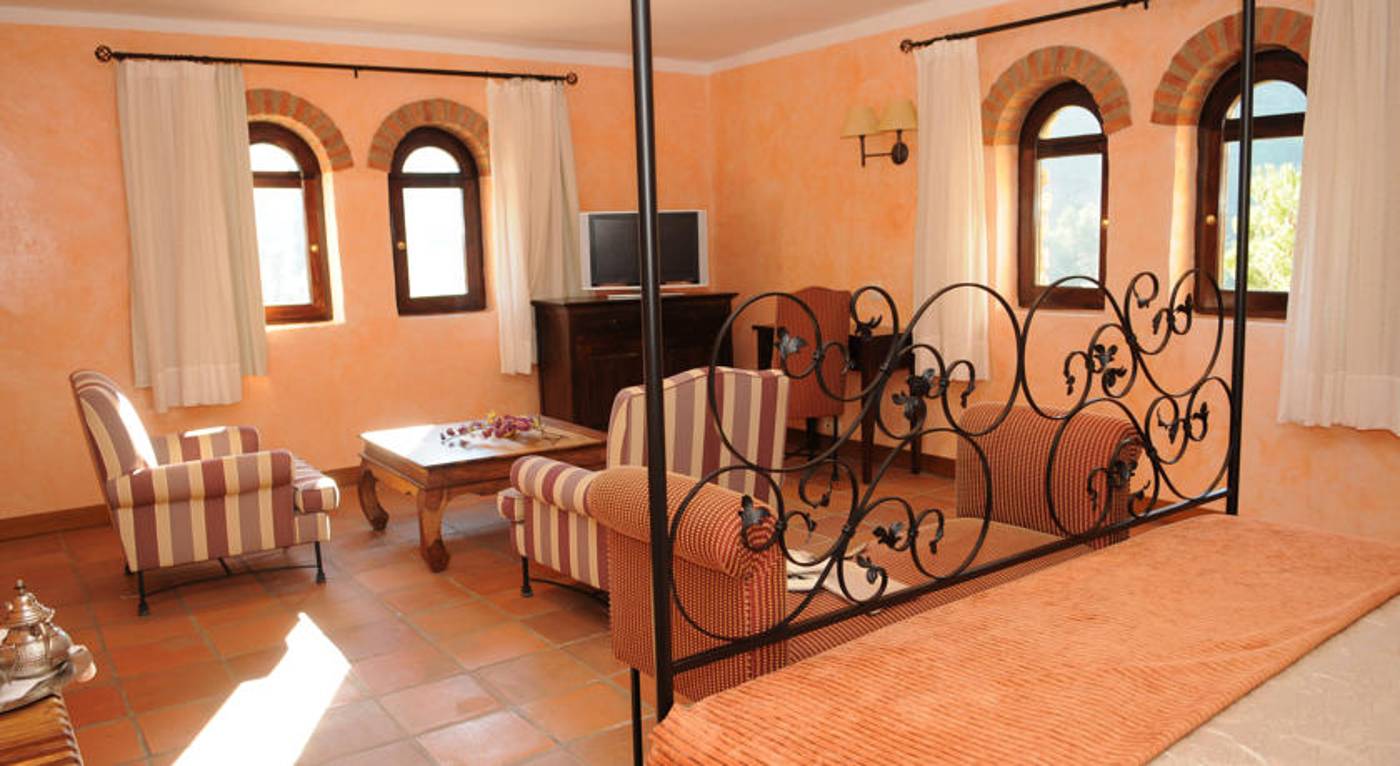 La Figuerola Resort