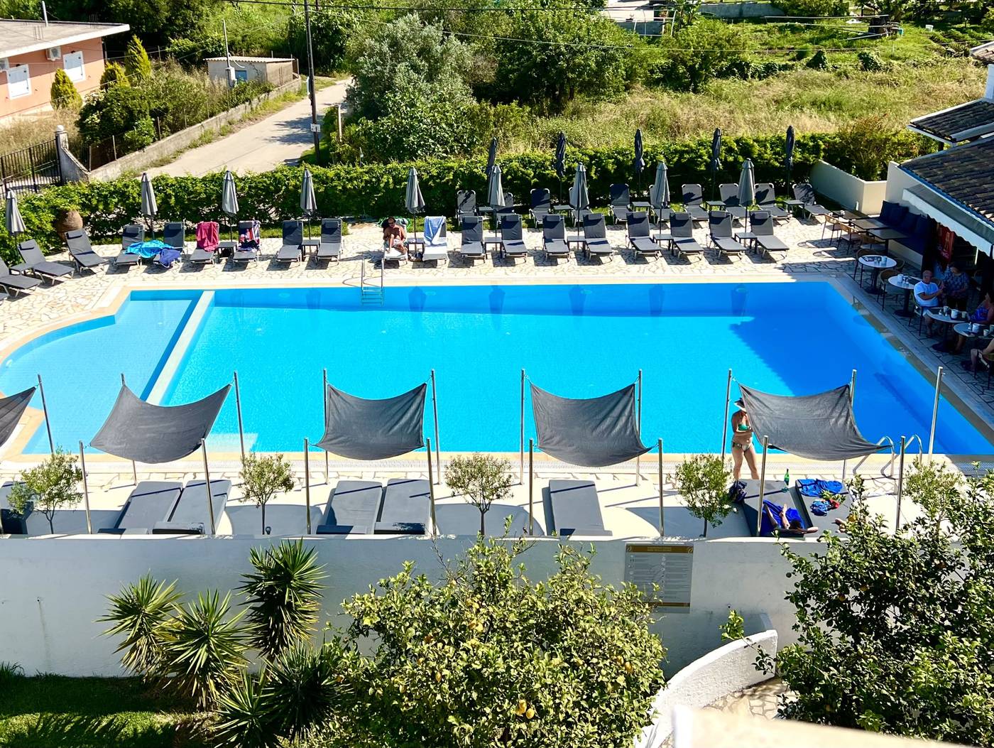 Bruskos-Hotel-and-Suites-General-view-6