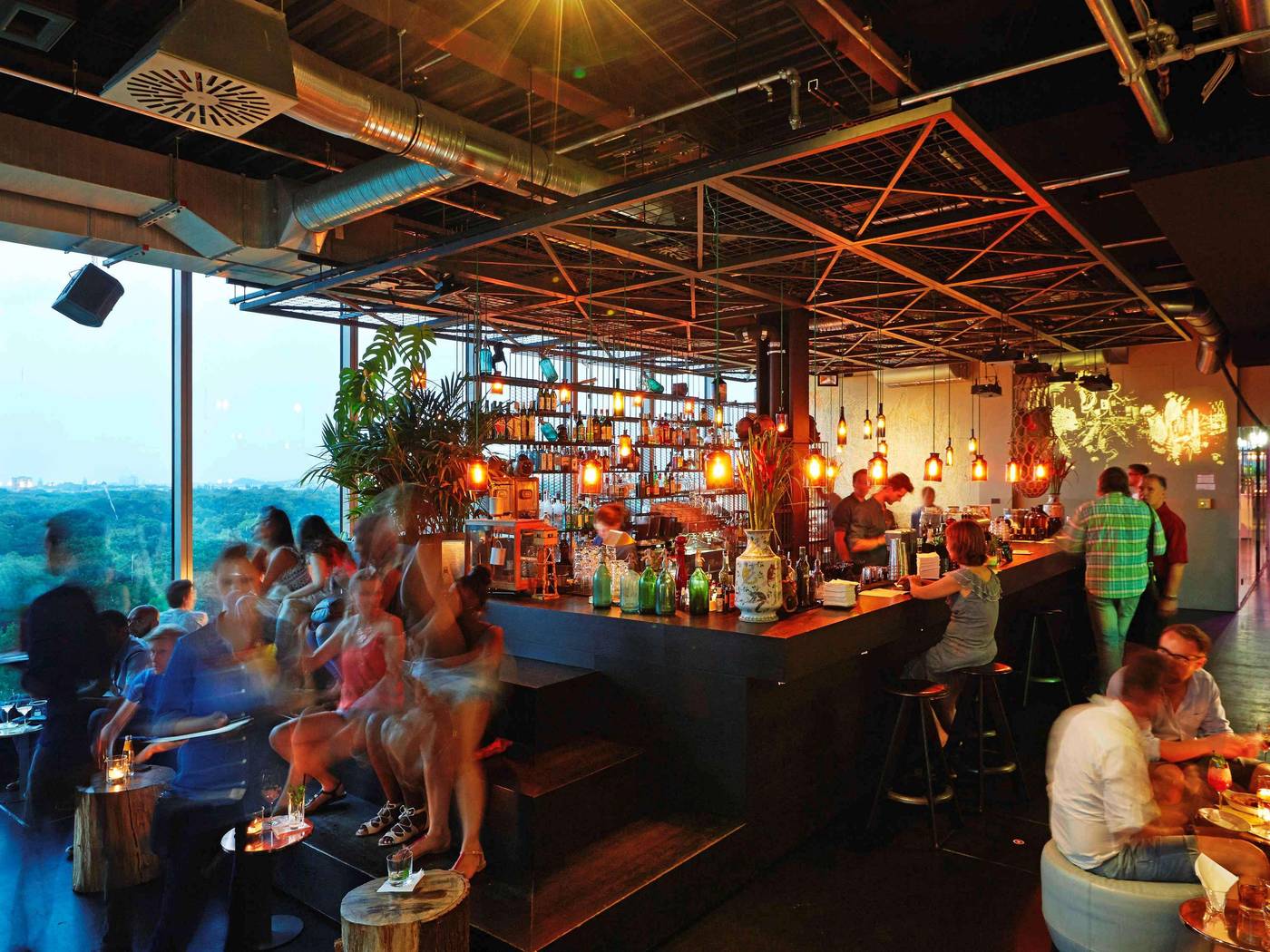 25hours-Hotel-Bikini-Berlin-Bar-28