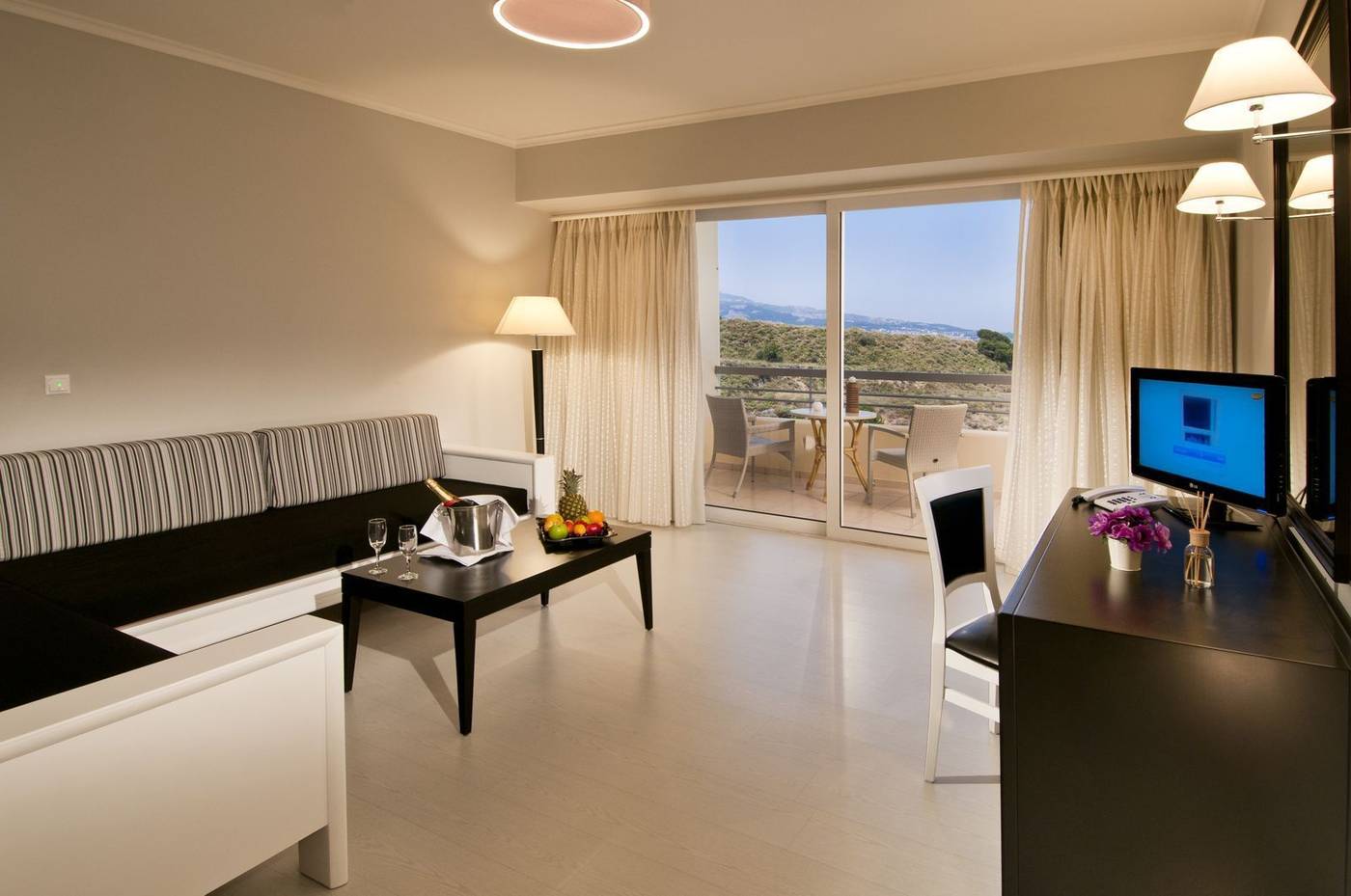 Kipriotis-Panorama-and-Suites-Room-24