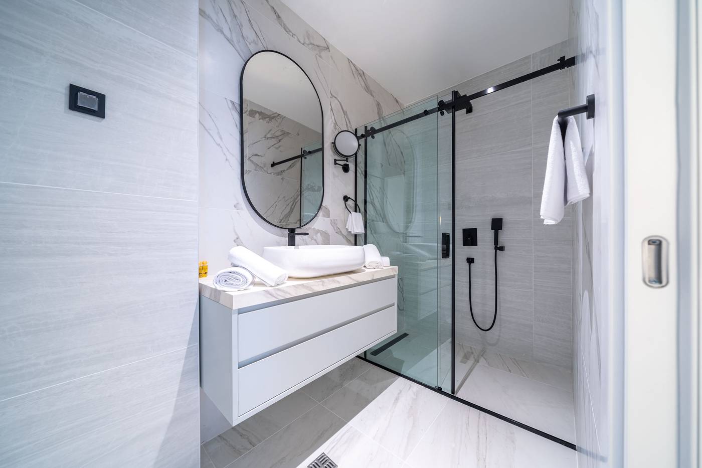 Hotel-Millennium-Room-37